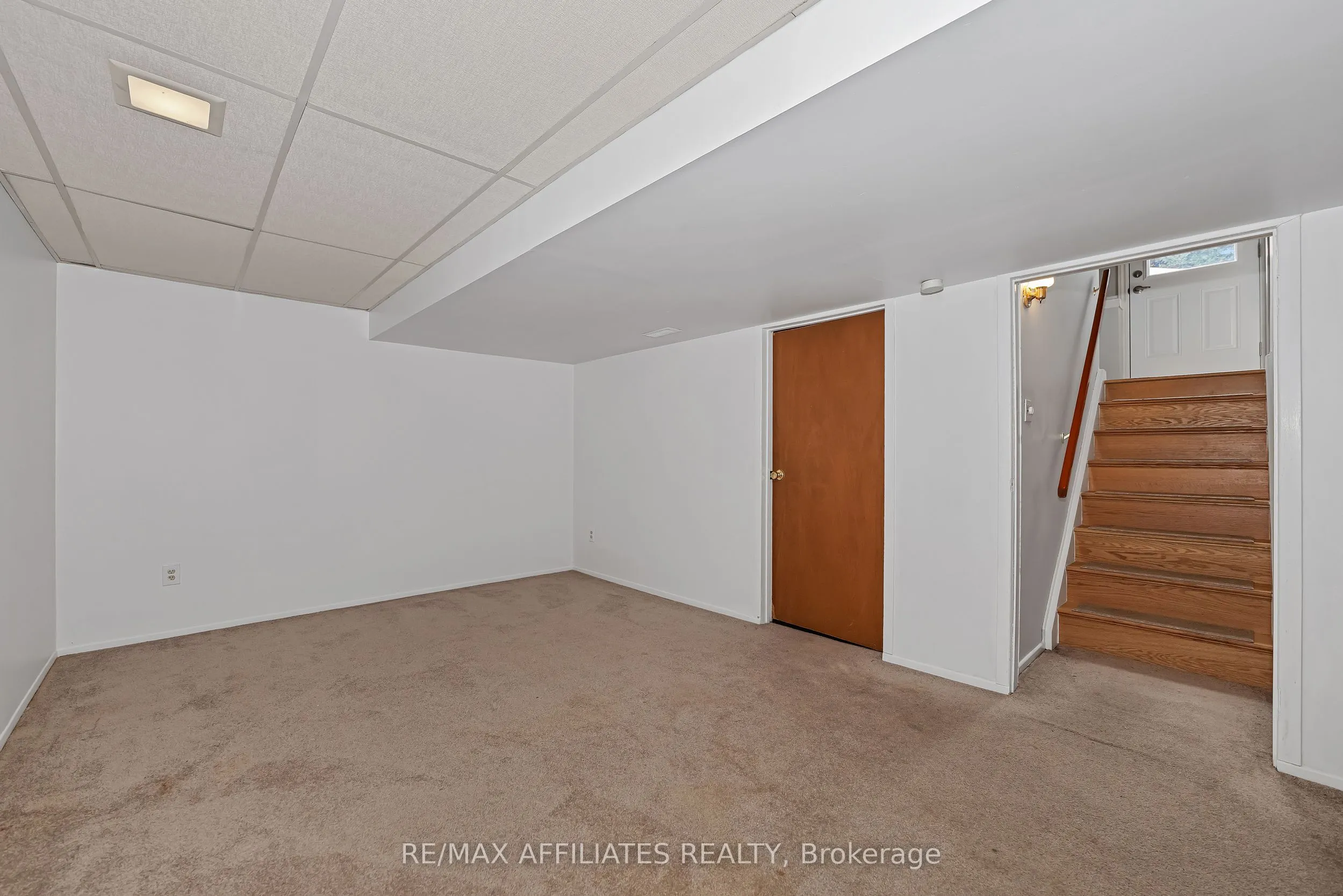 11 Tripp Crescent