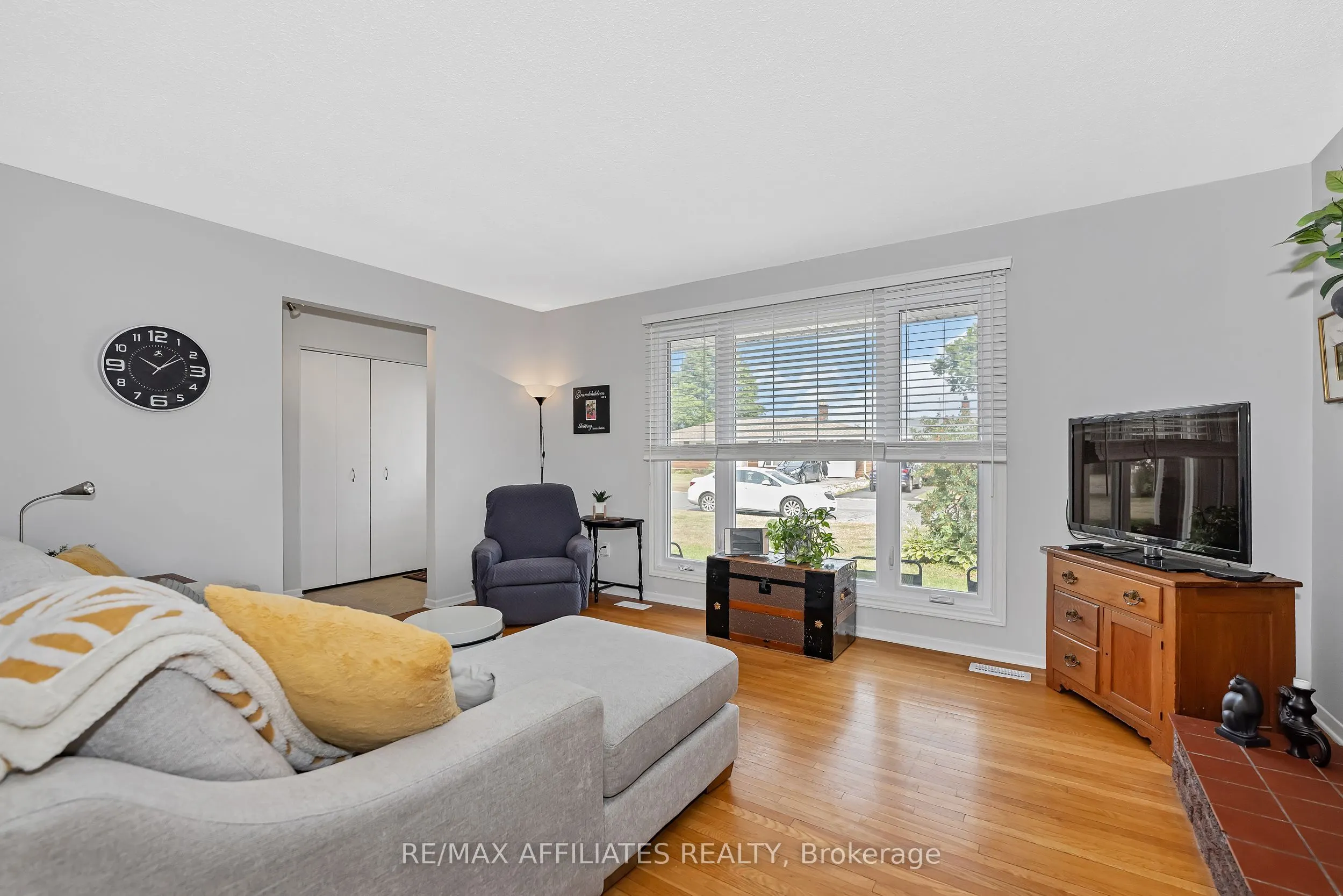 11 Tripp Crescent