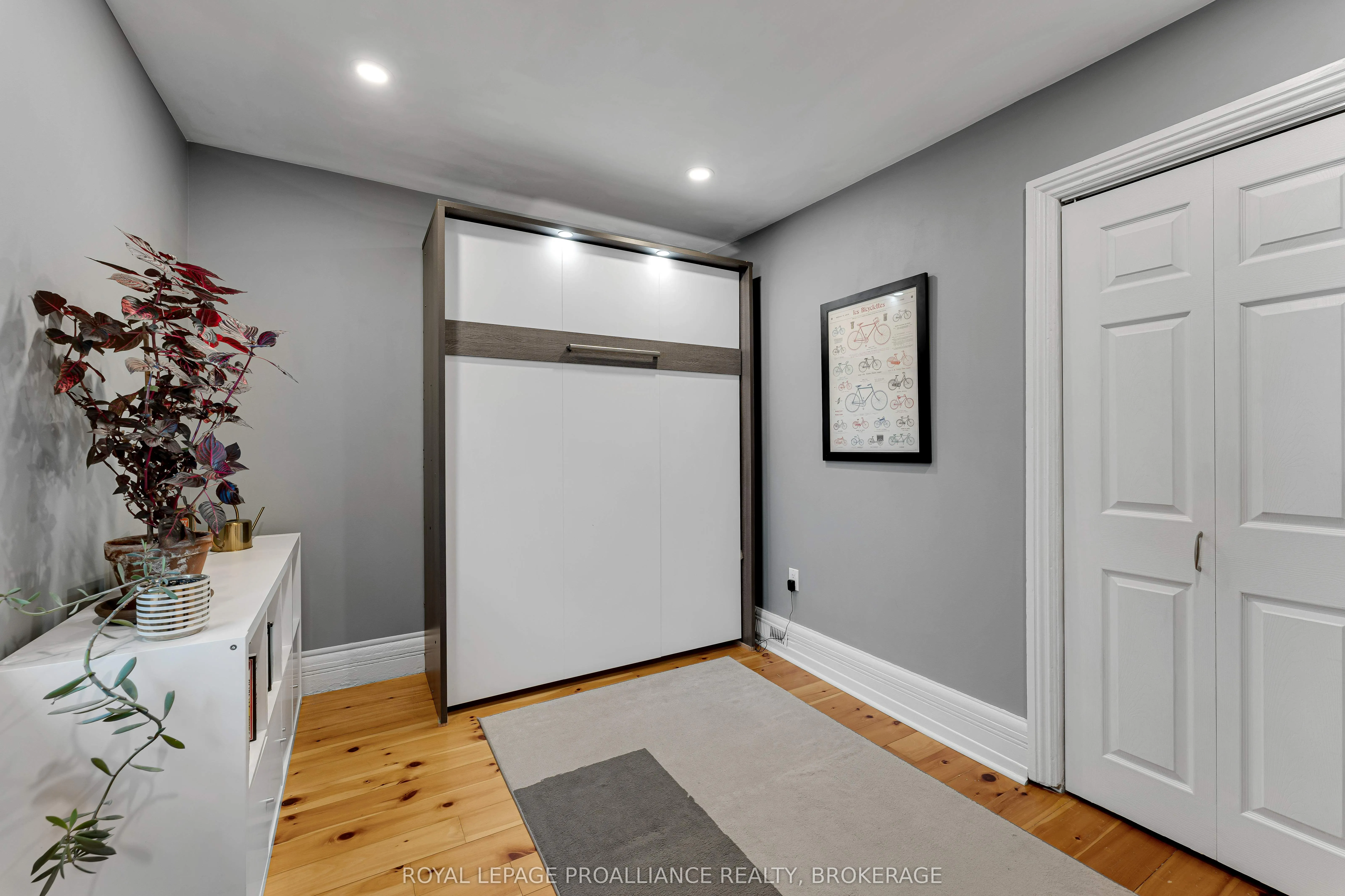 524 Bagot Street