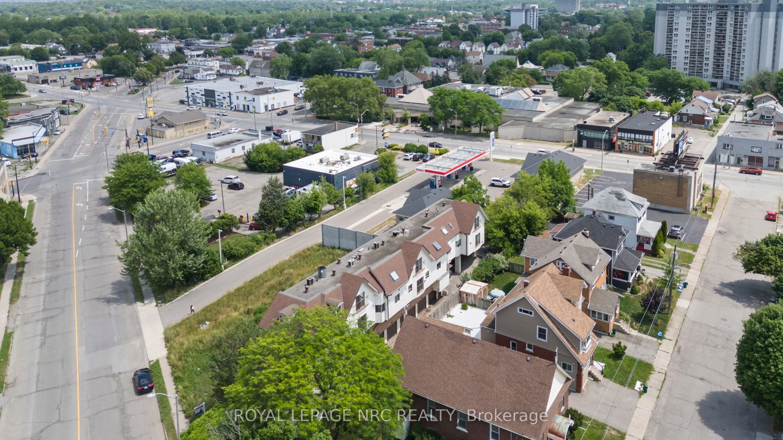 4872 Valley Way, #3