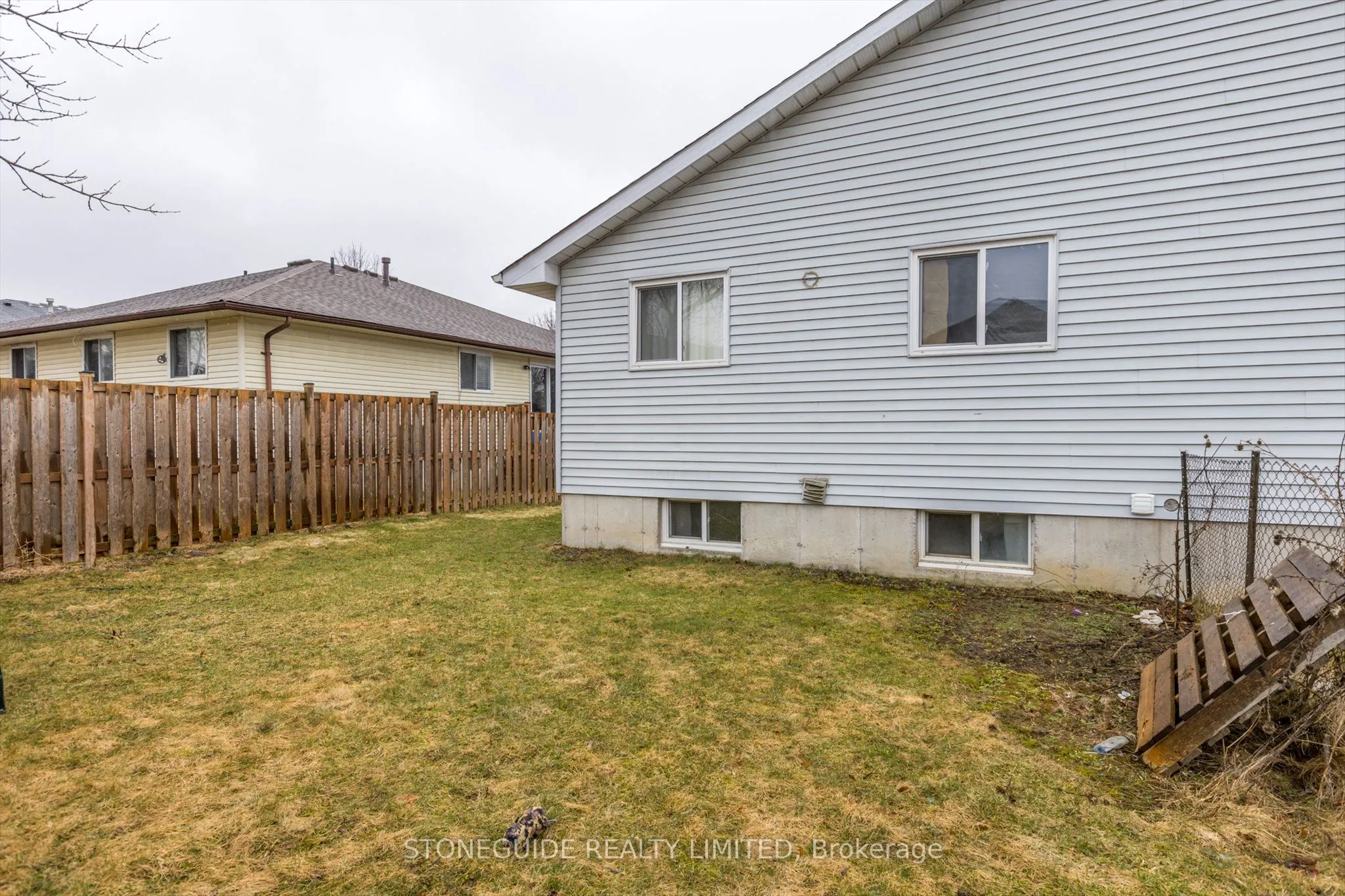 2180 Easthill Drive