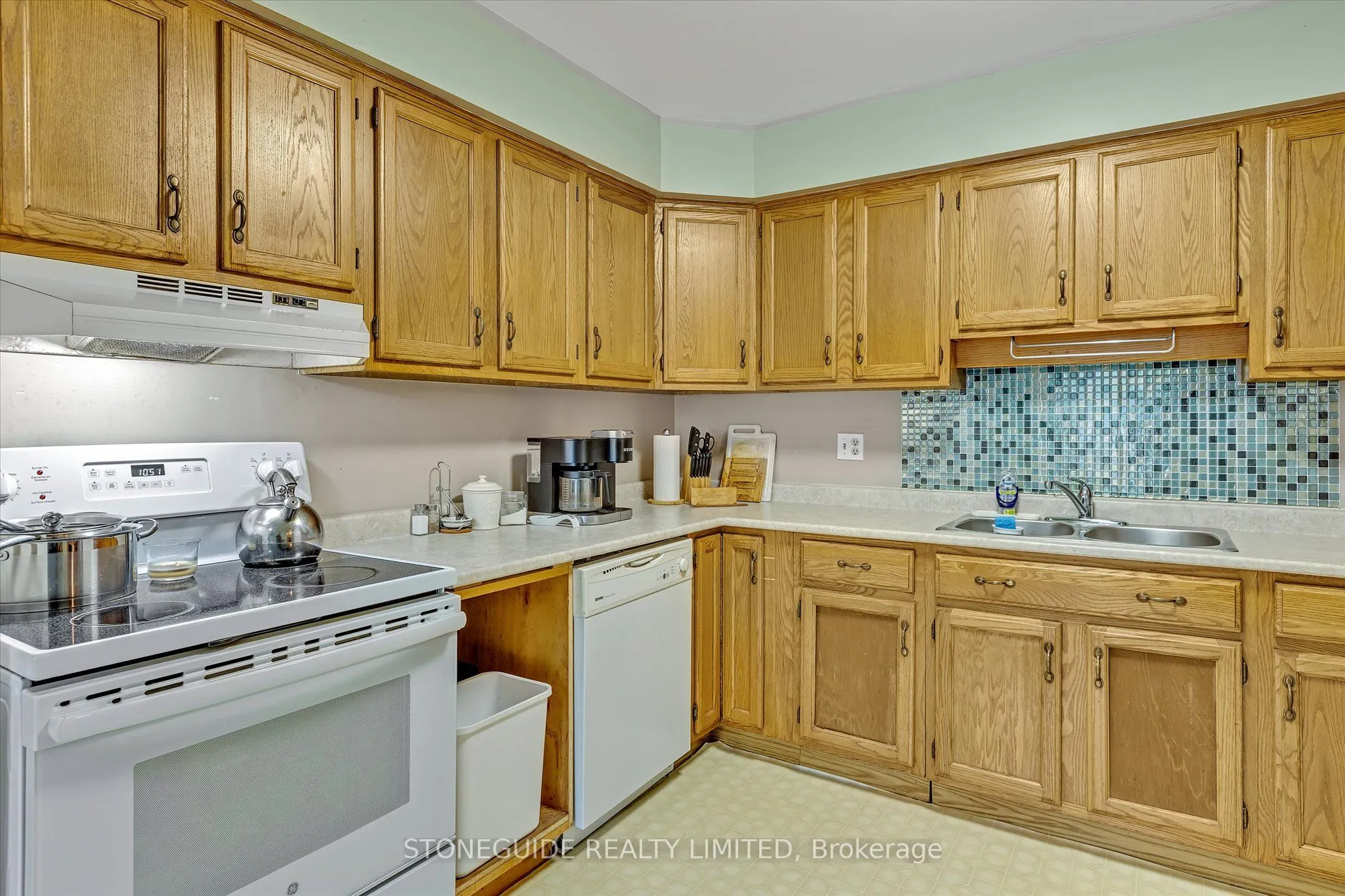 2180 Easthill Drive