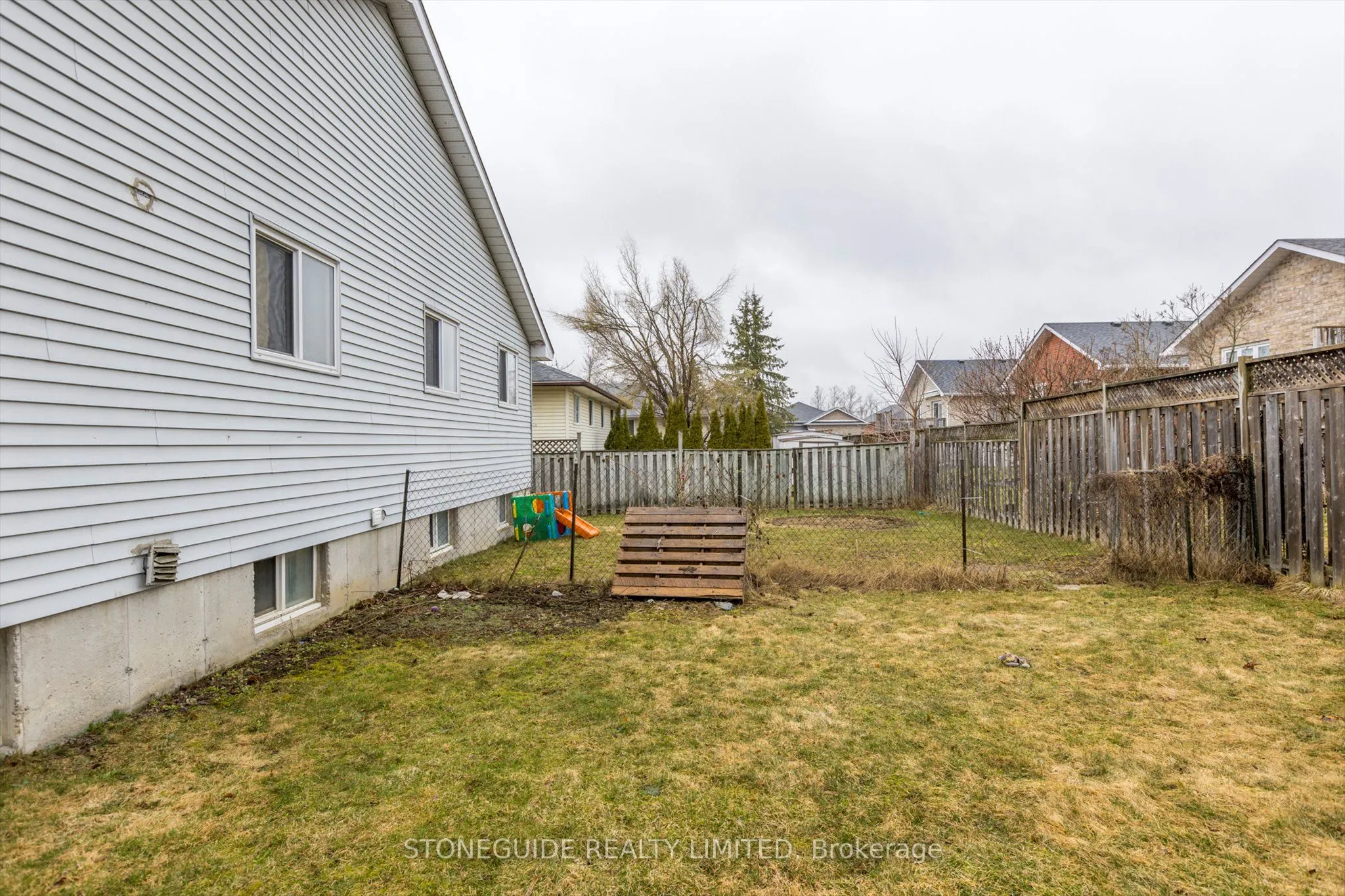 2180 Easthill Drive