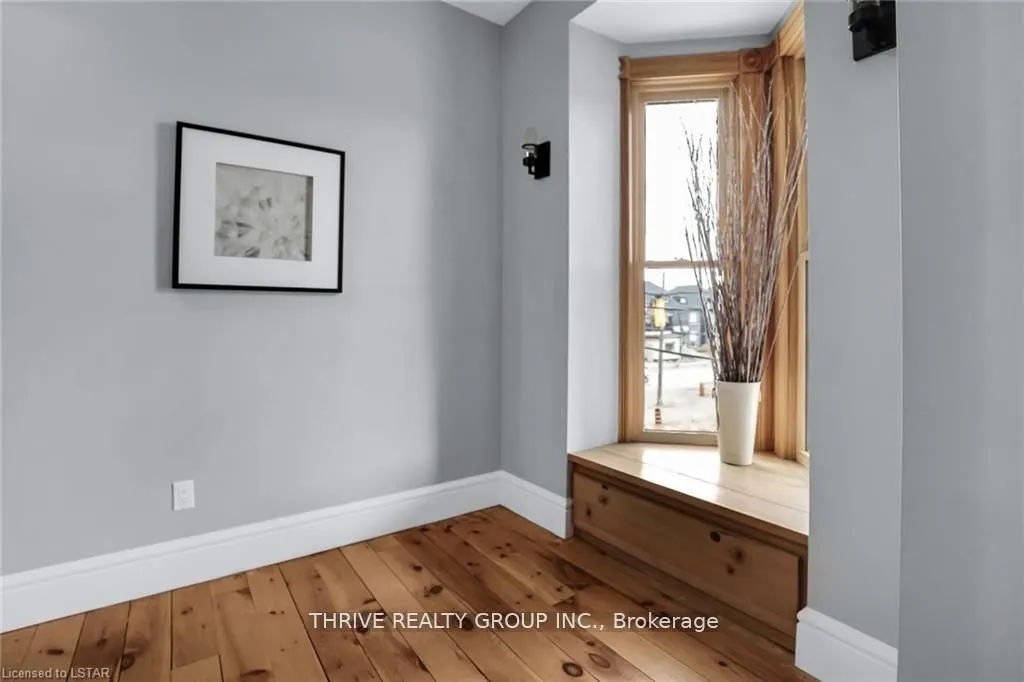 869 Dundas Street, #2