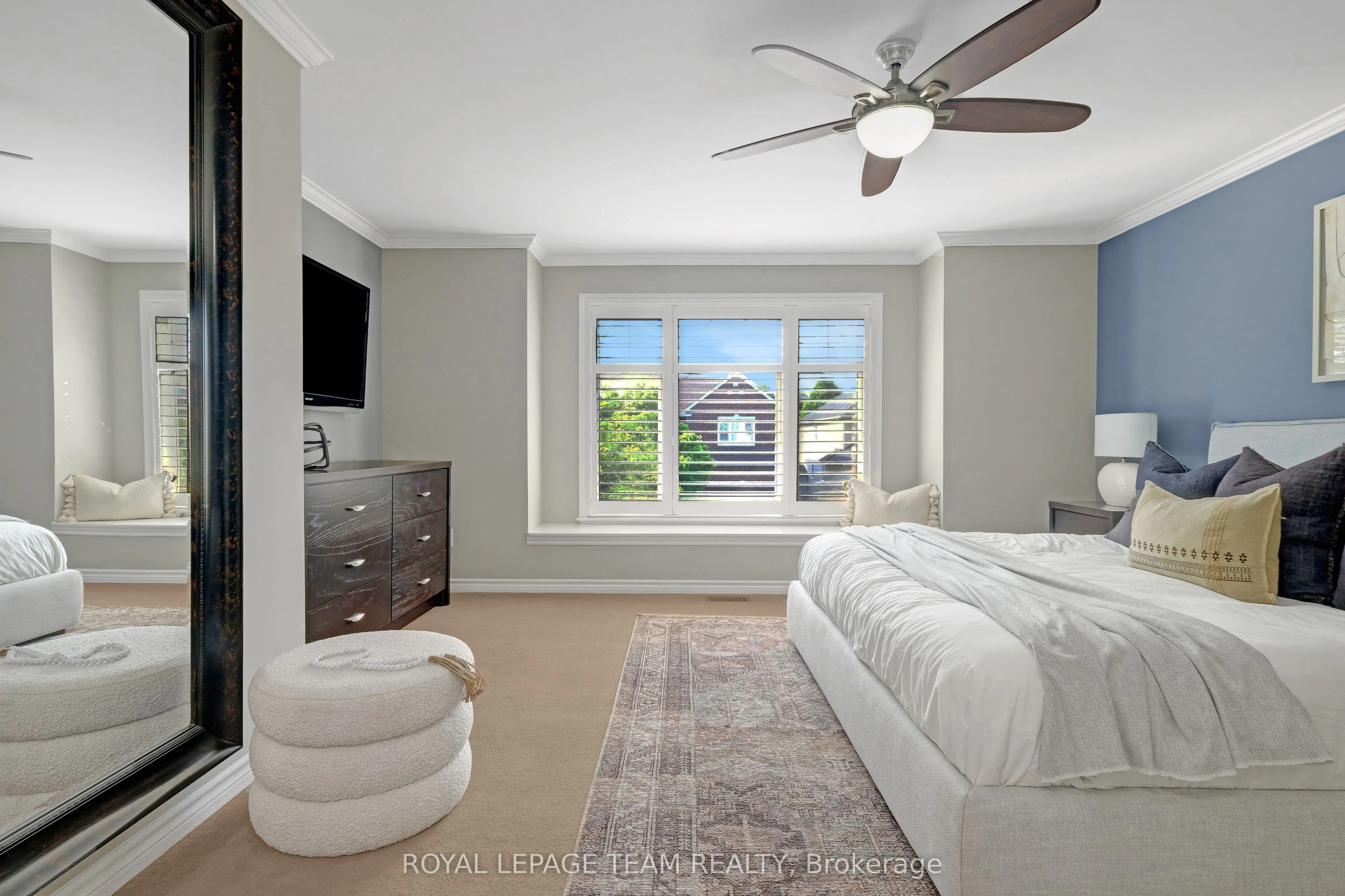 121 Bandelier Way