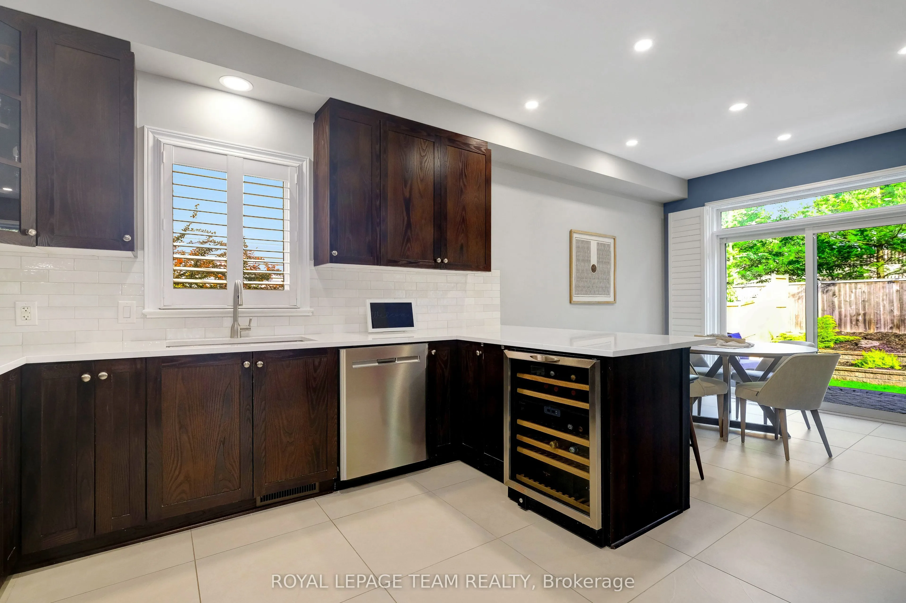 121 Bandelier Way