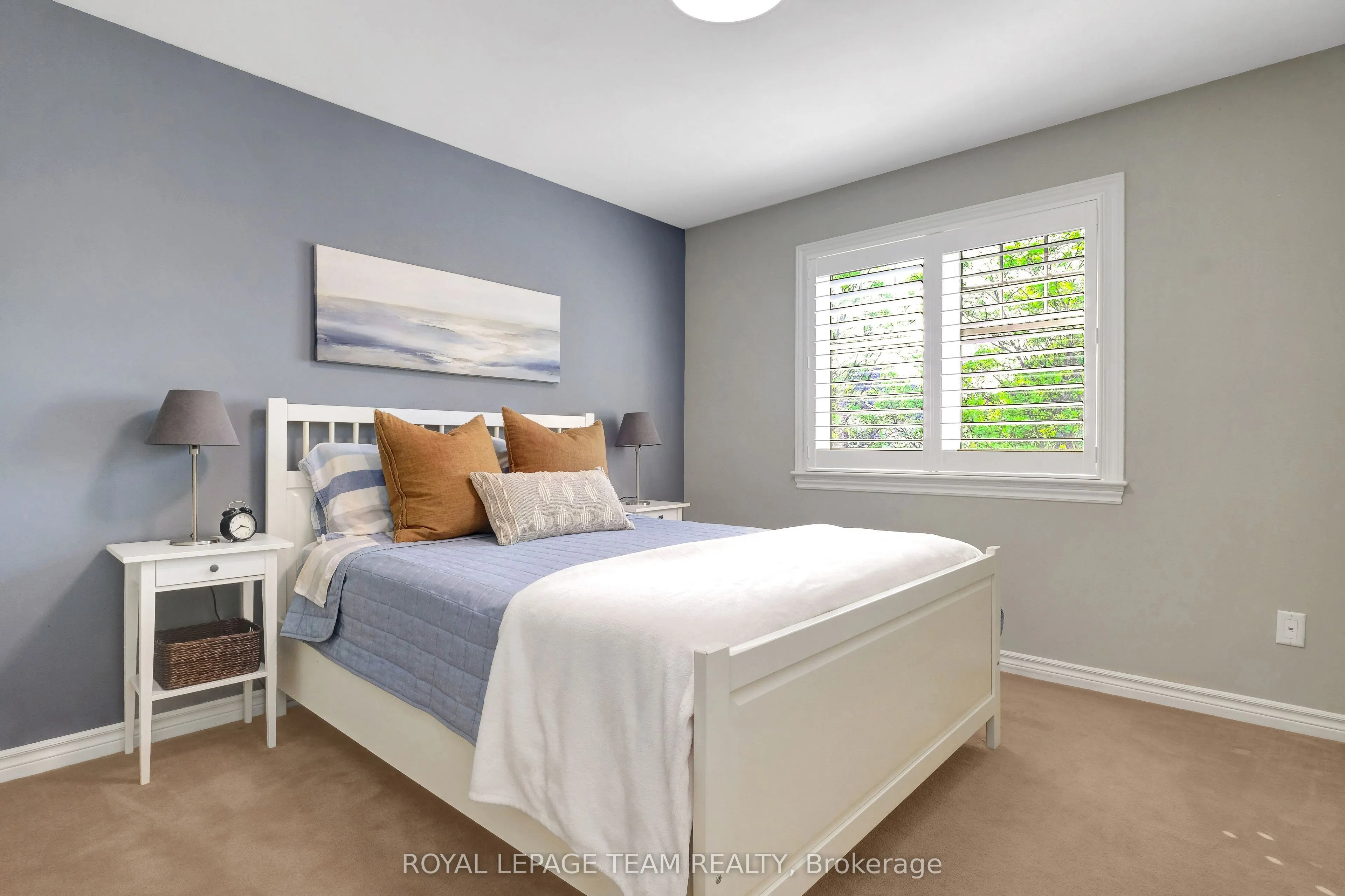121 Bandelier Way