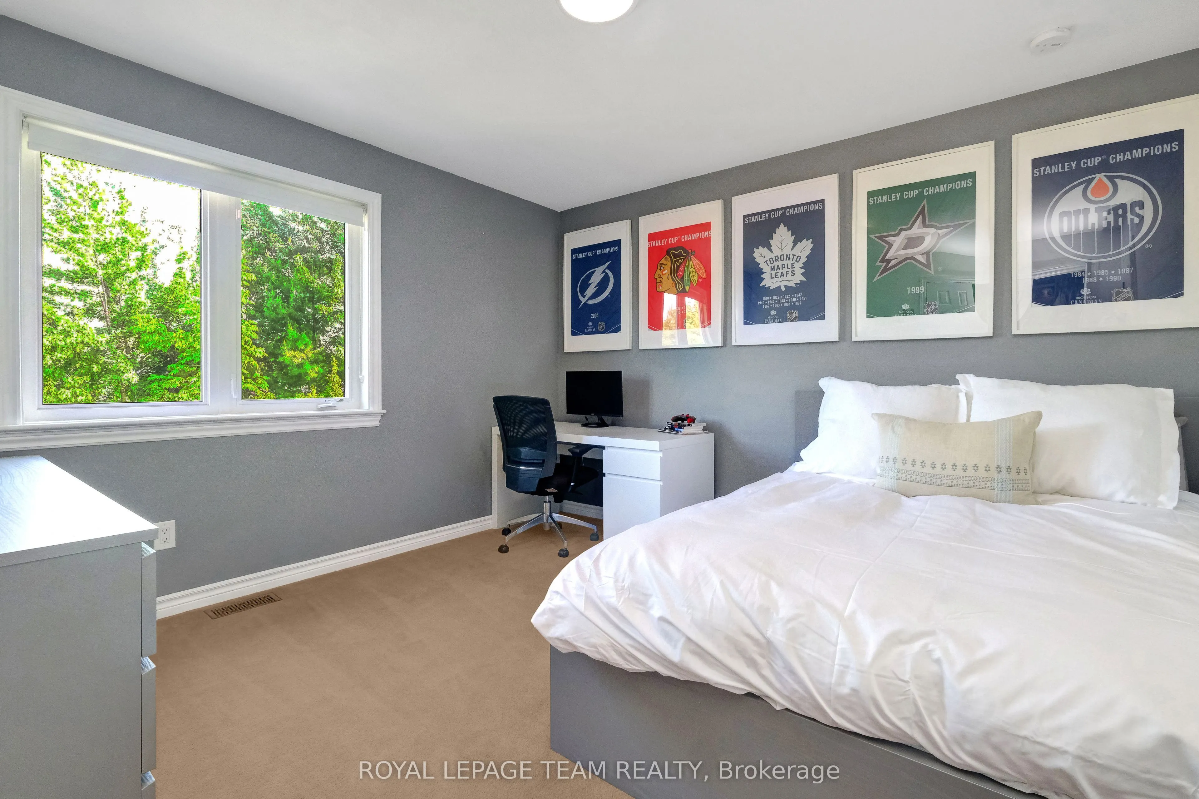 121 Bandelier Way