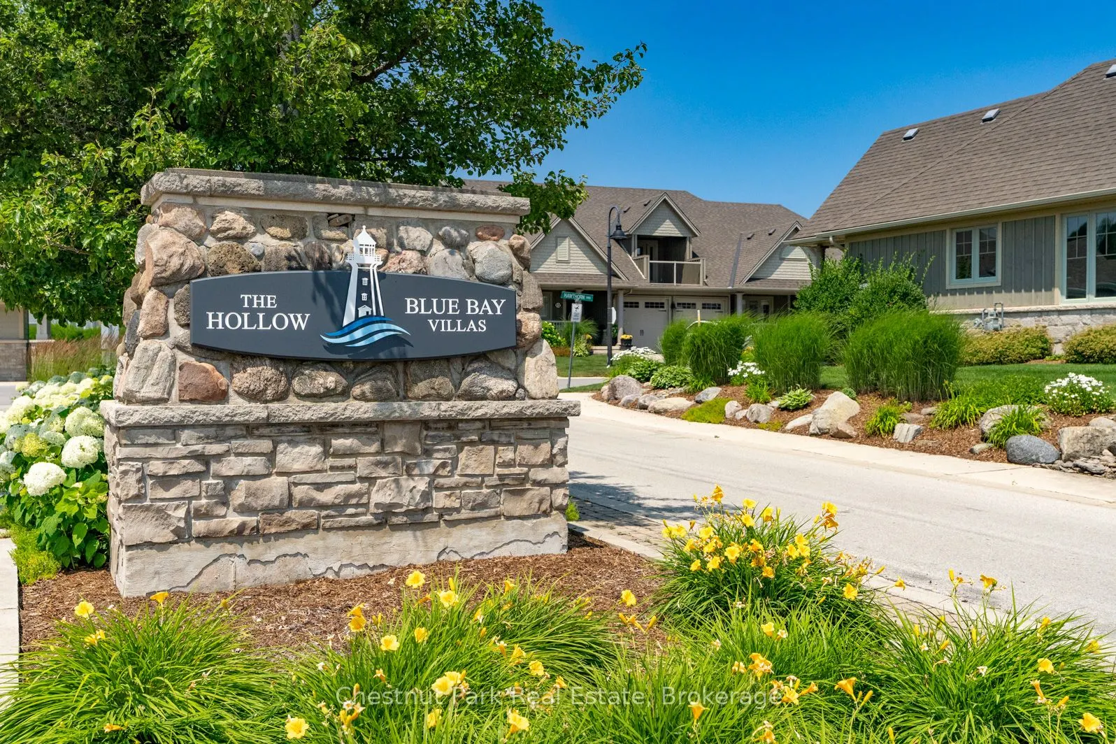 161 Hawthorn Crescent #33