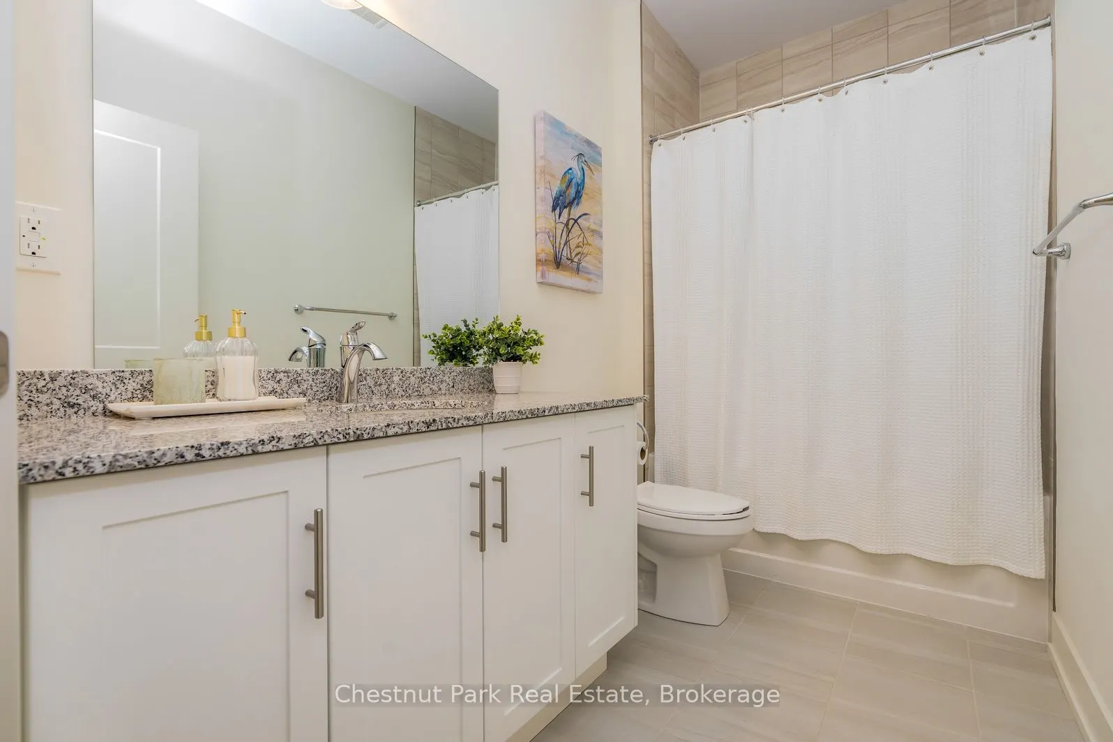 161 Hawthorn Crescent #33