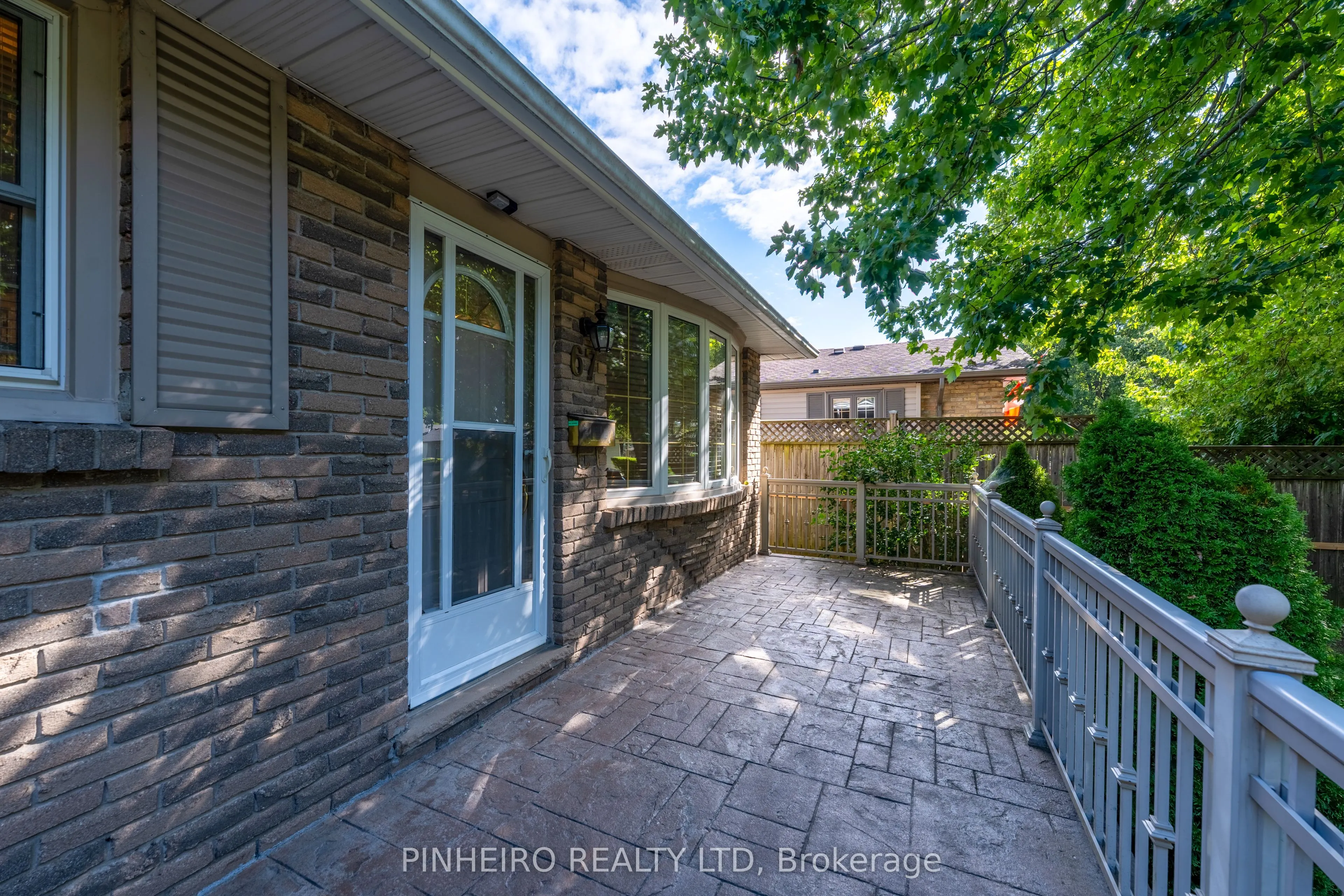 67 Harcroft Crescent