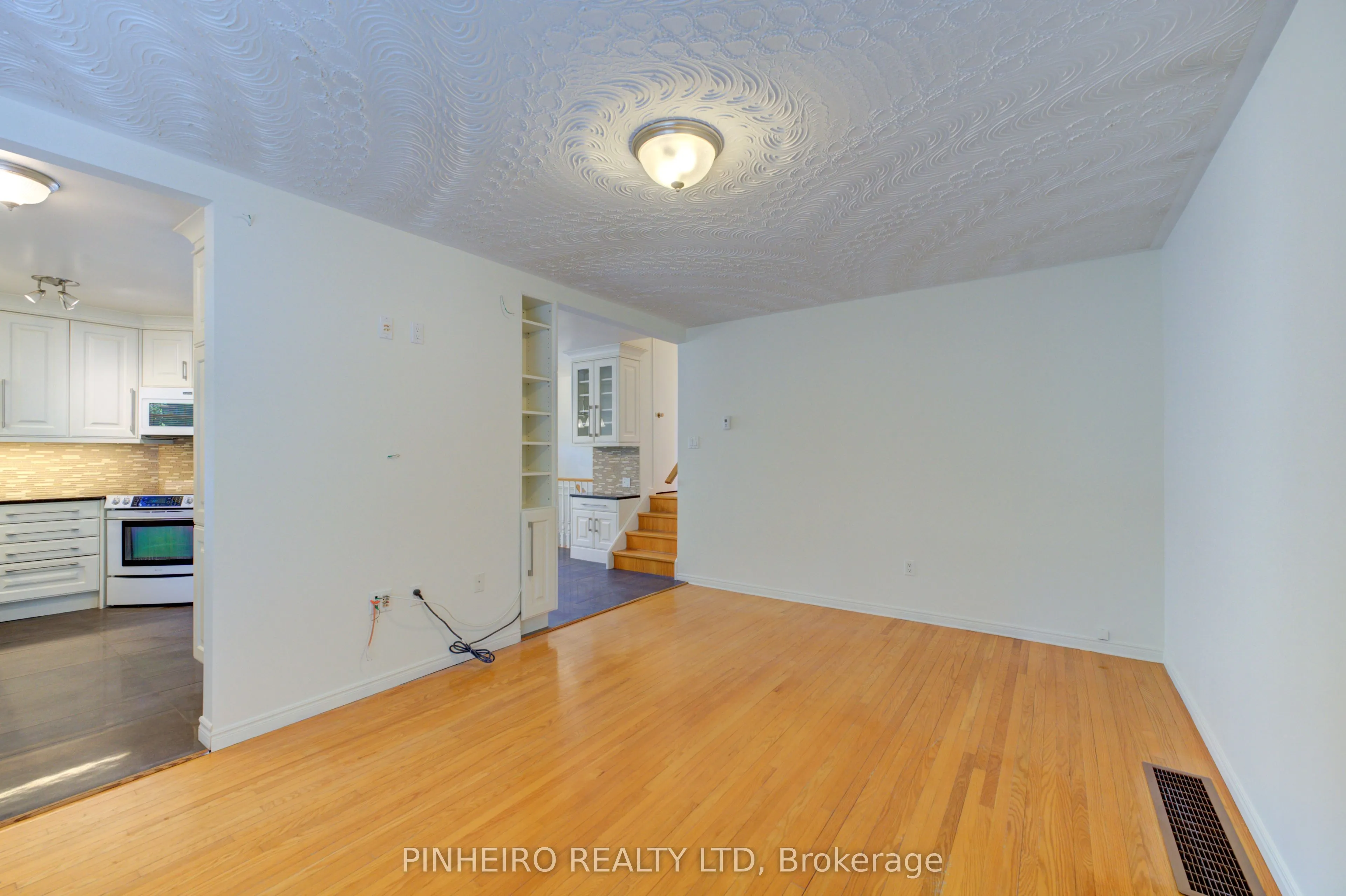 67 Harcroft Crescent