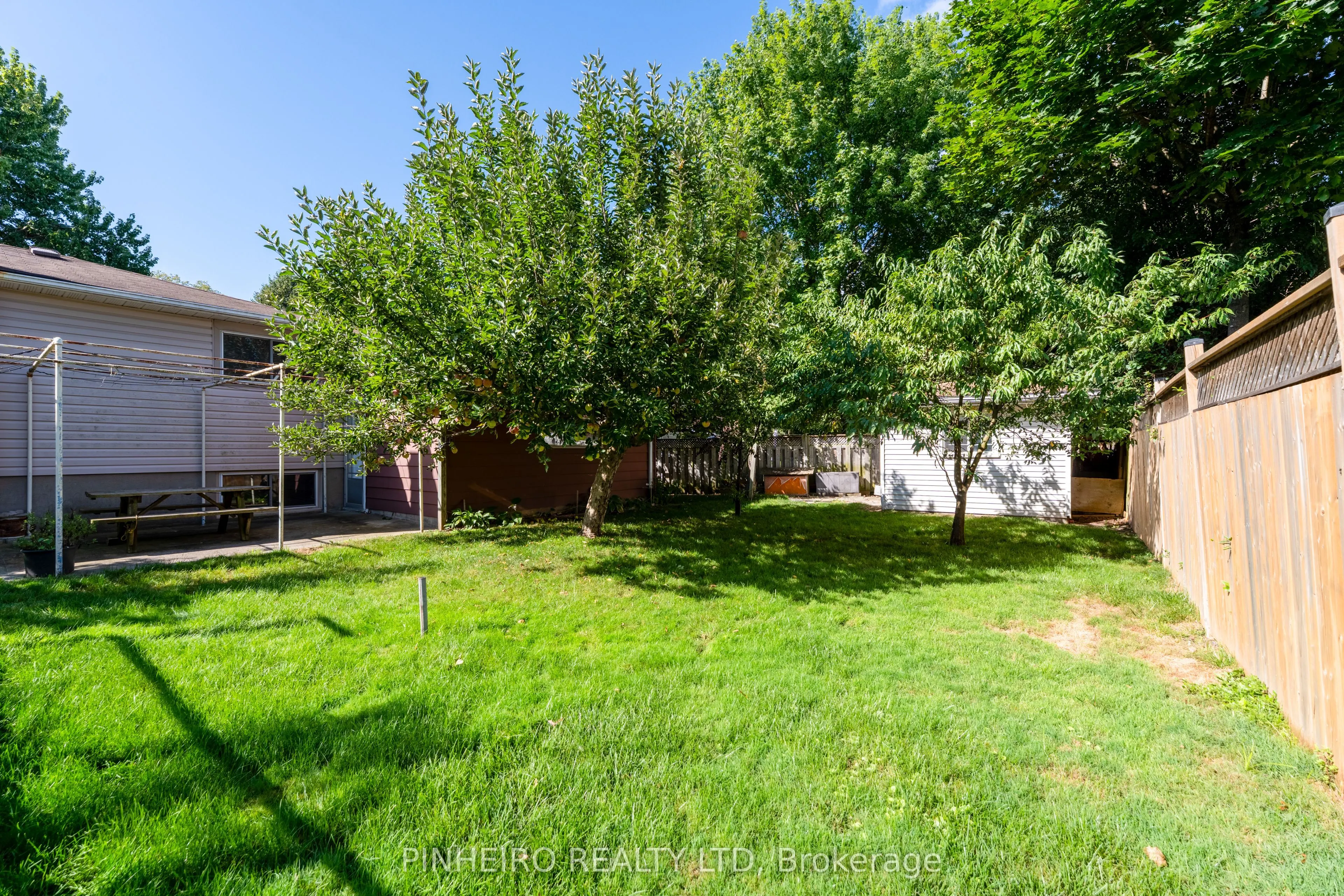 67 Harcroft Crescent