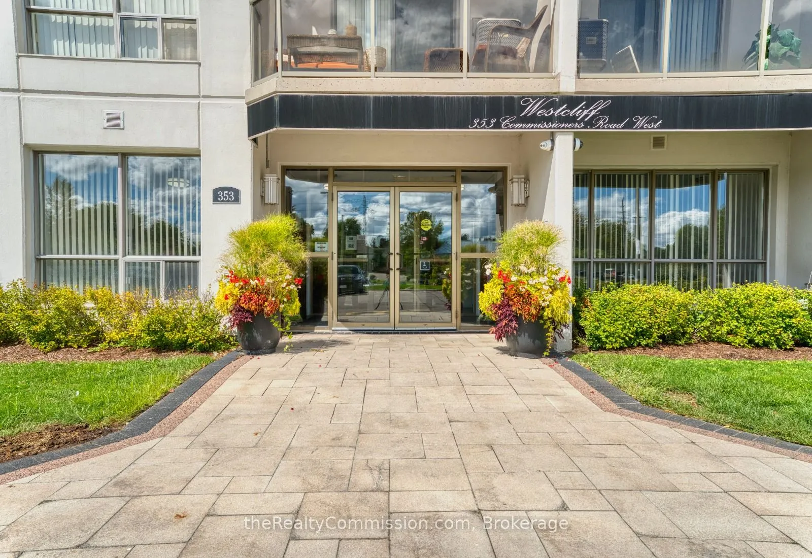 353 Commissioners Road W, #214