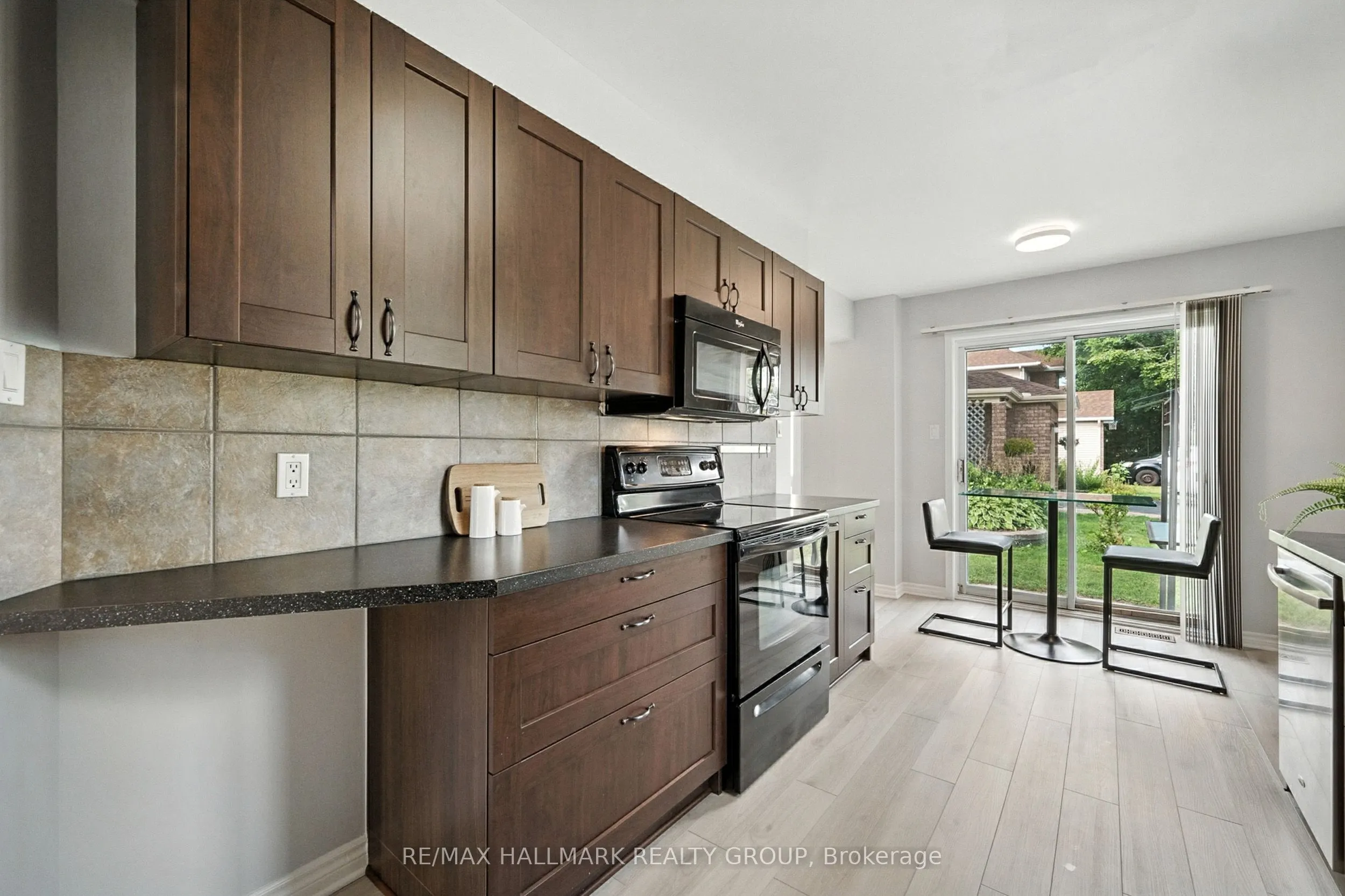 55 Fair Oaks Crescent