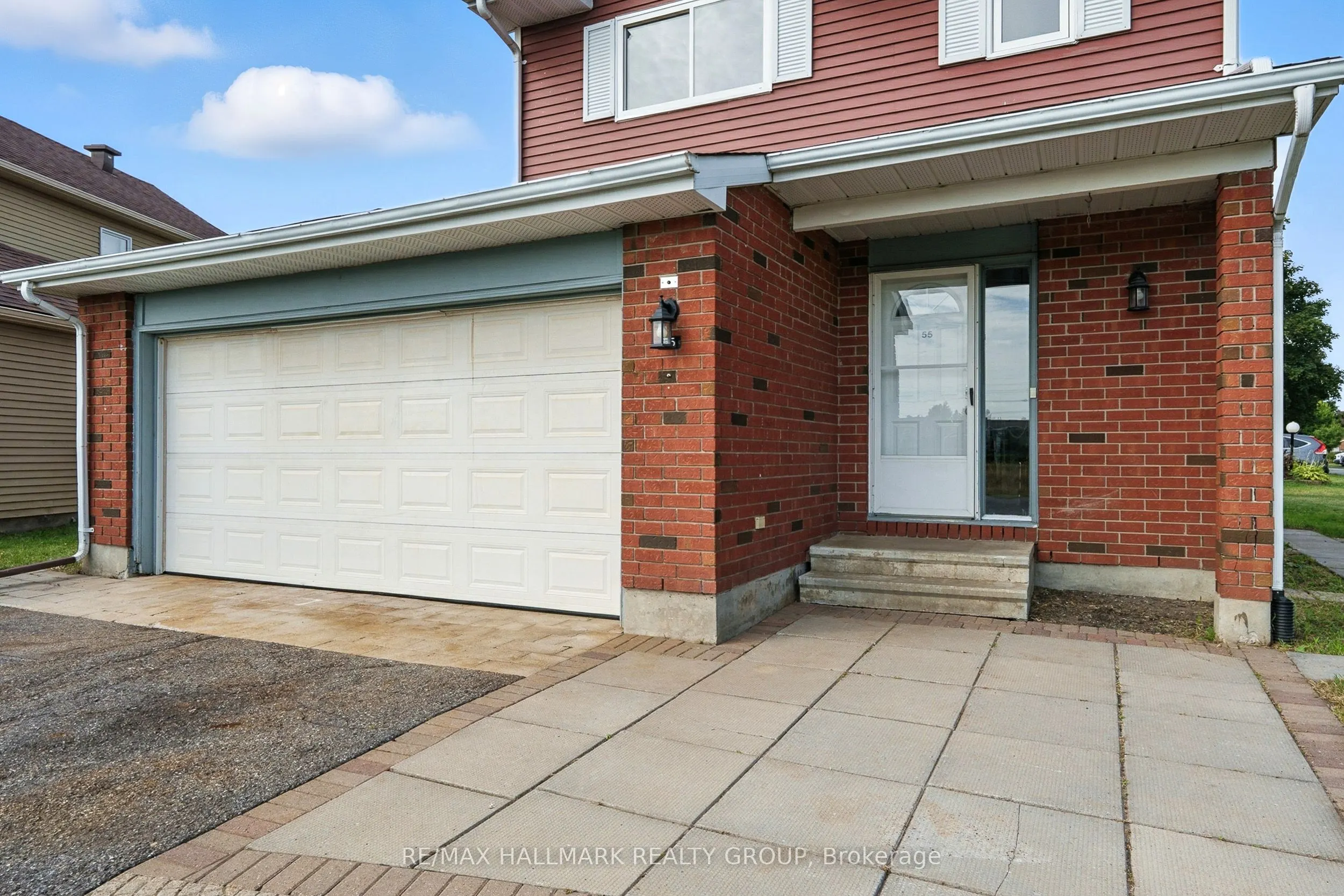 55 Fair Oaks Crescent