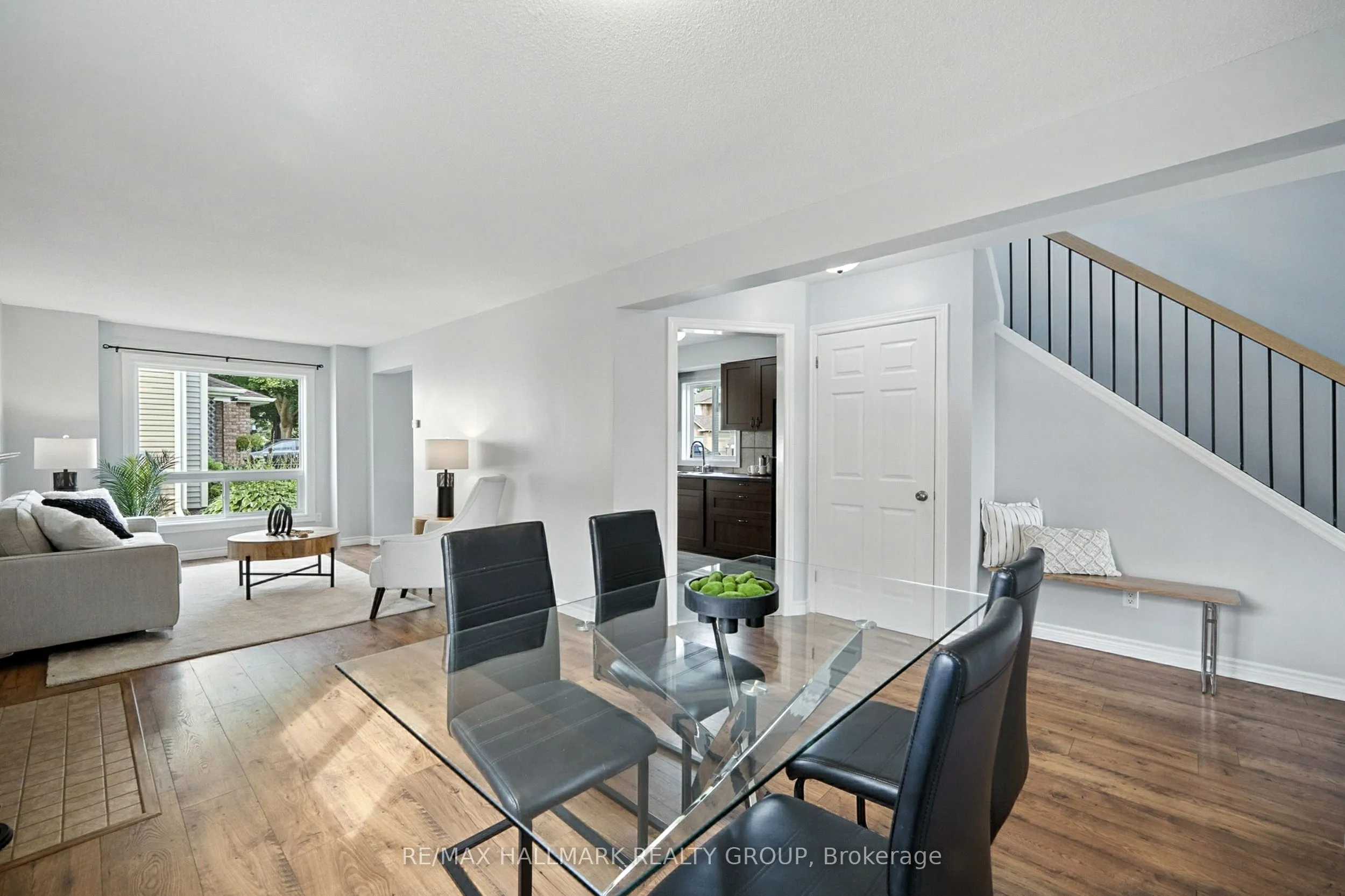 55 Fair Oaks Crescent