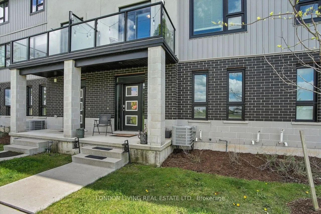 3380 Singleton Avenue, #28
