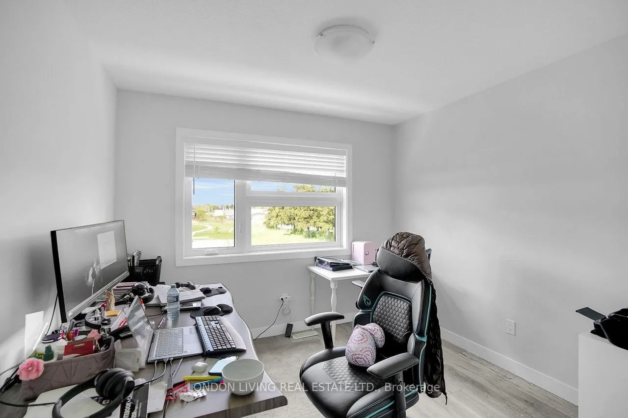 3380 Singleton Avenue, #28