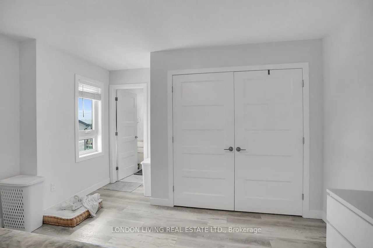 3380 Singleton Avenue, #28
