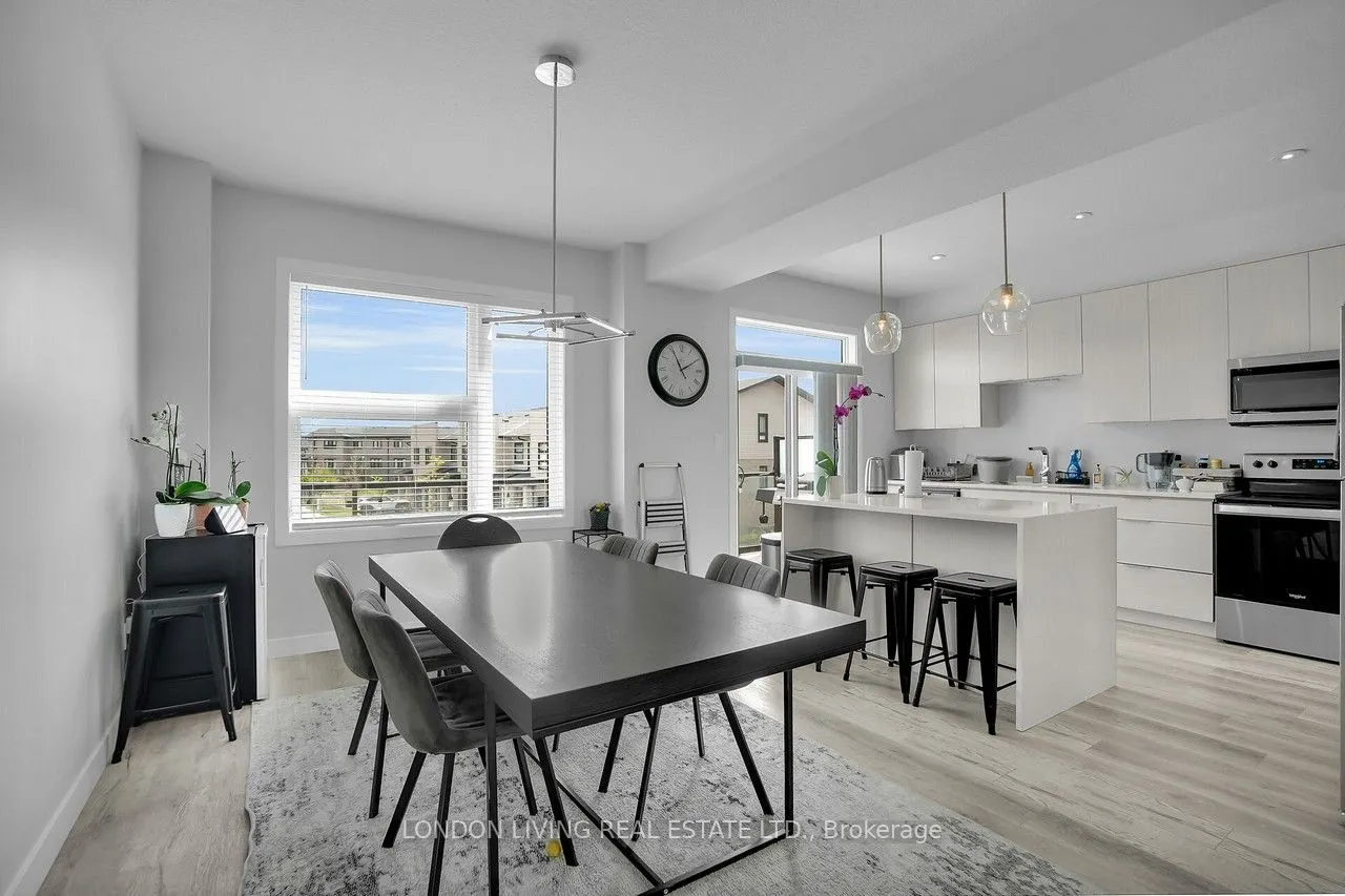 3380 Singleton Avenue, #28