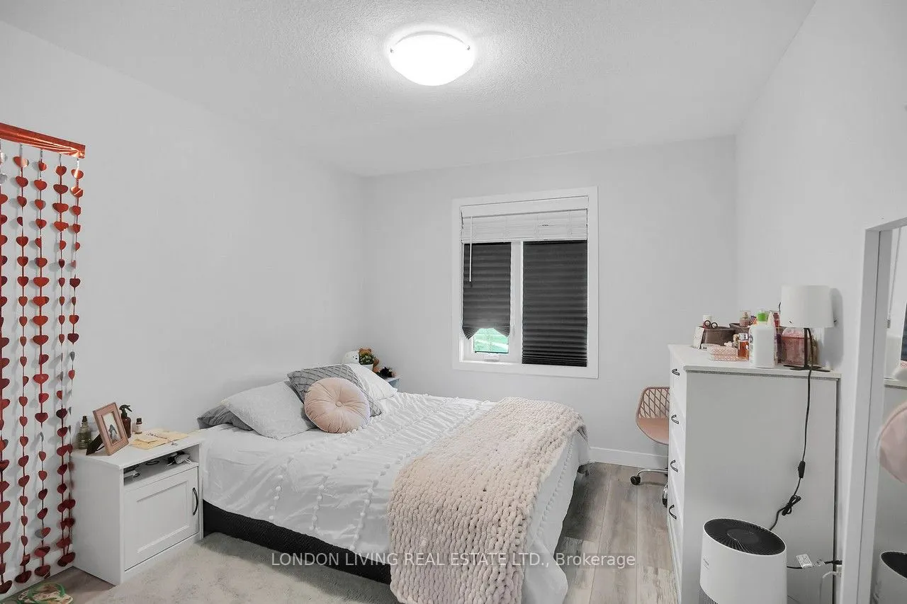 3380 Singleton Avenue, #28