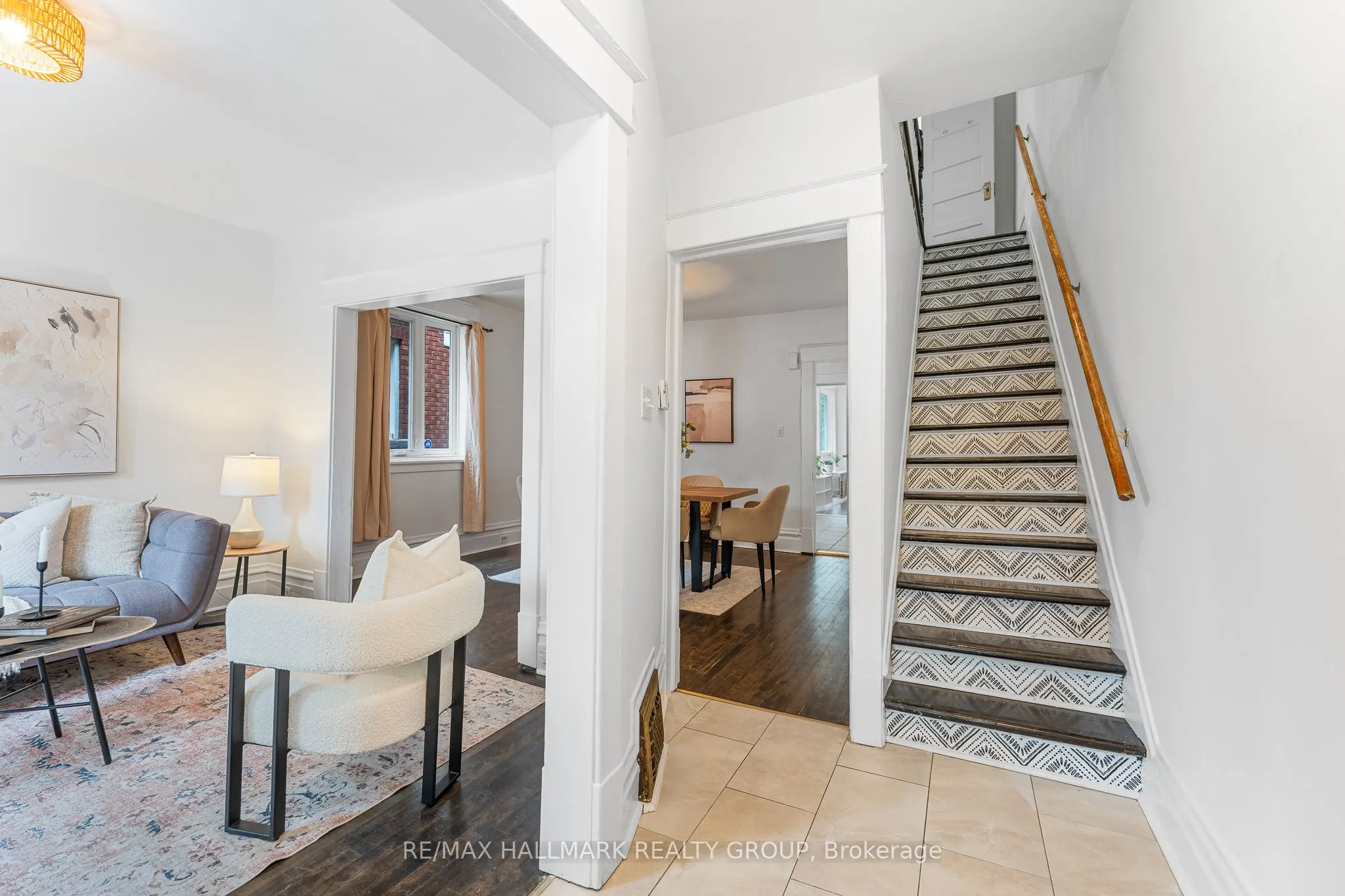 494 Parkdale Avenue
