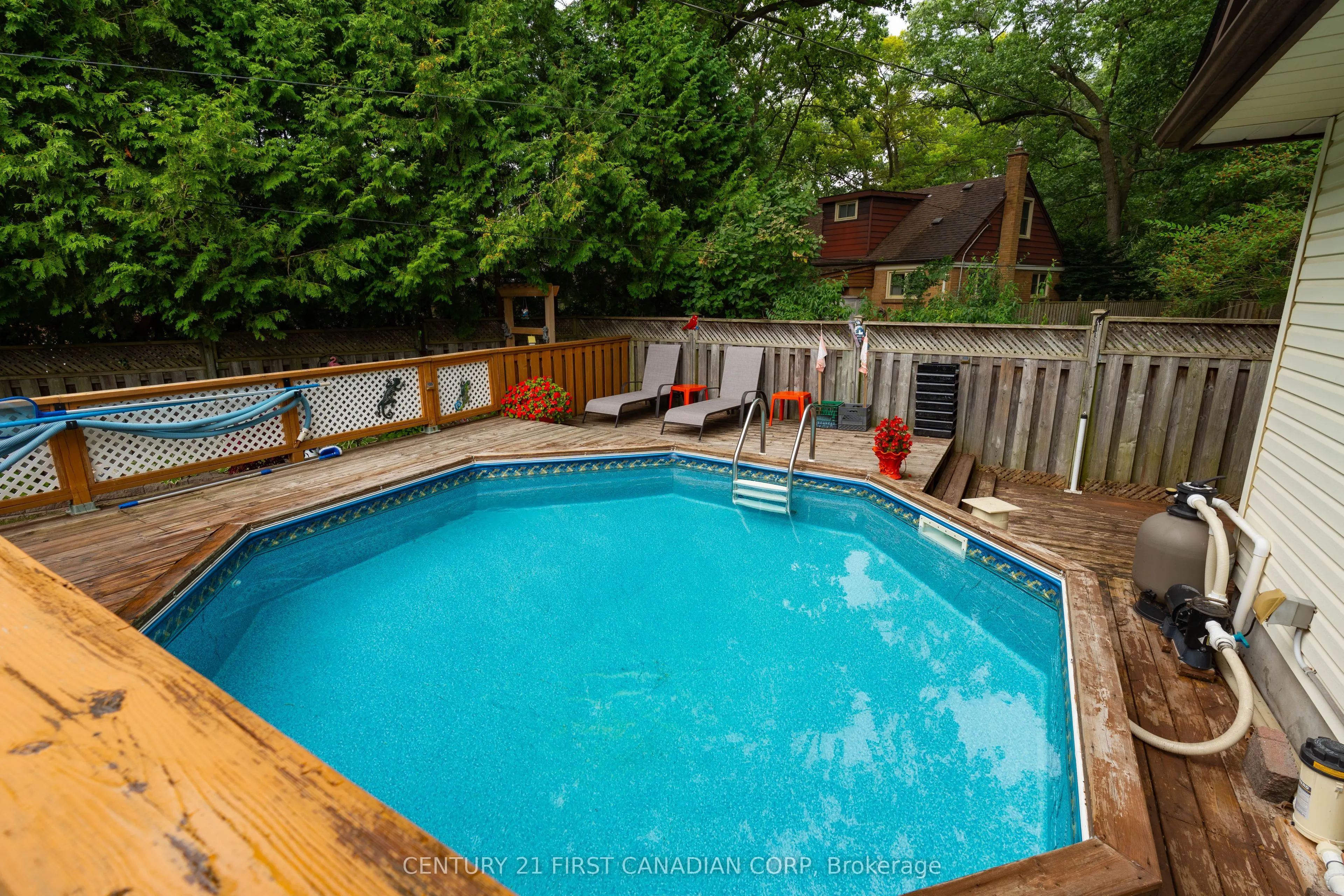 5 Strathcona Drive