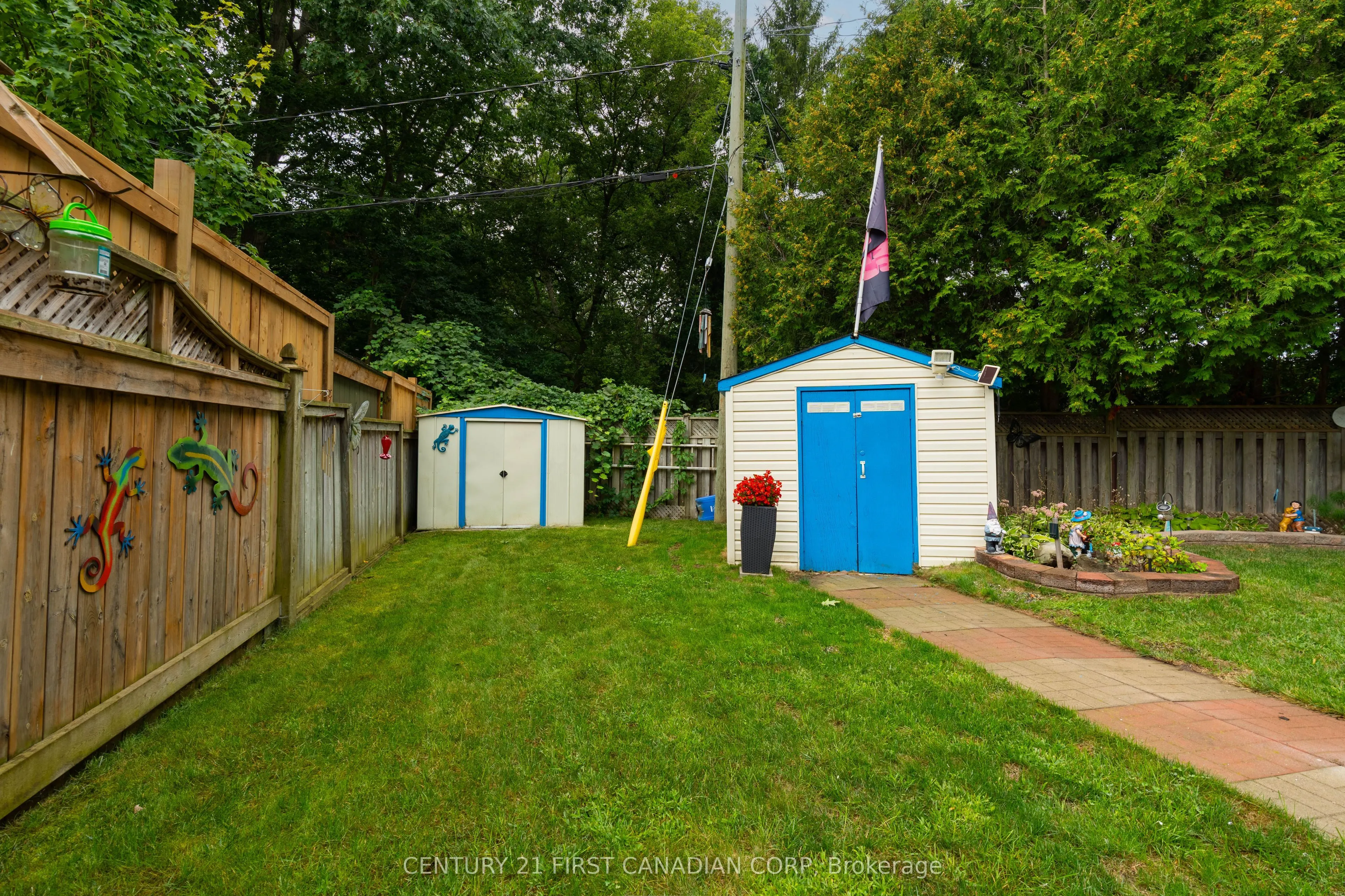 5 Strathcona Drive