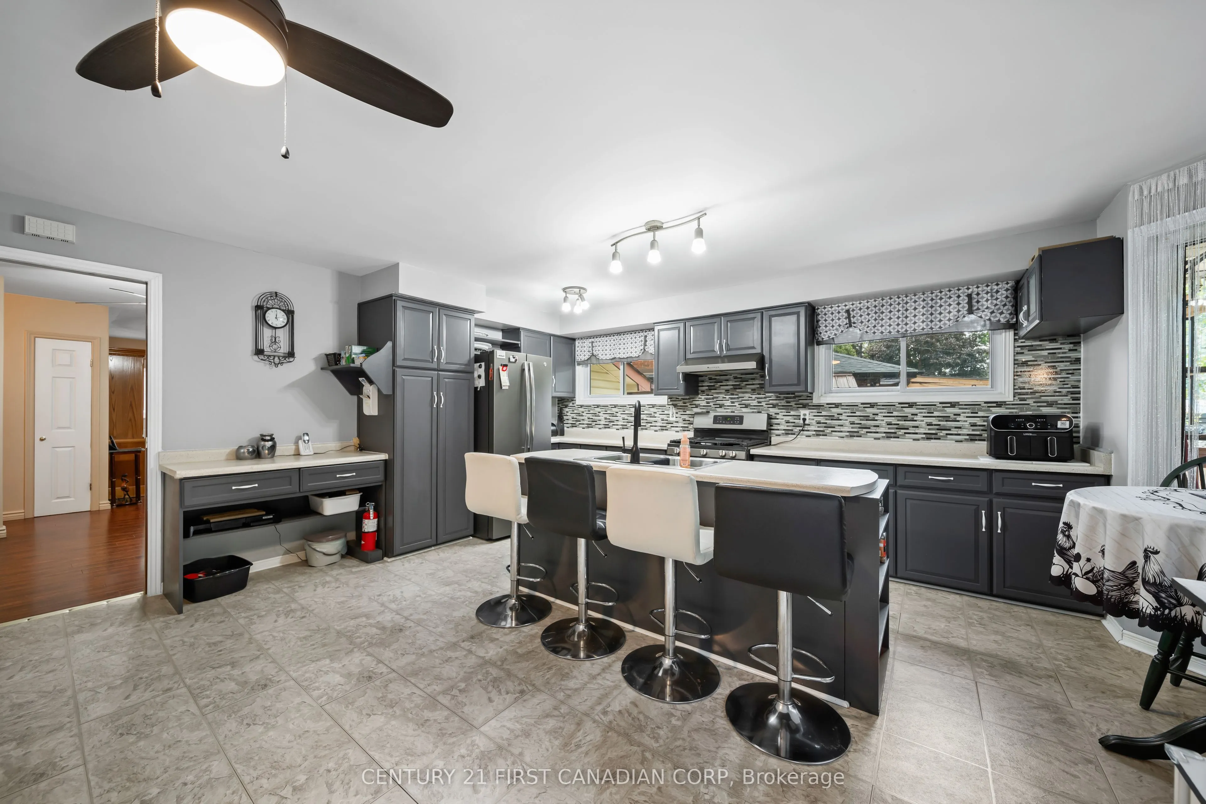 5 Strathcona Drive