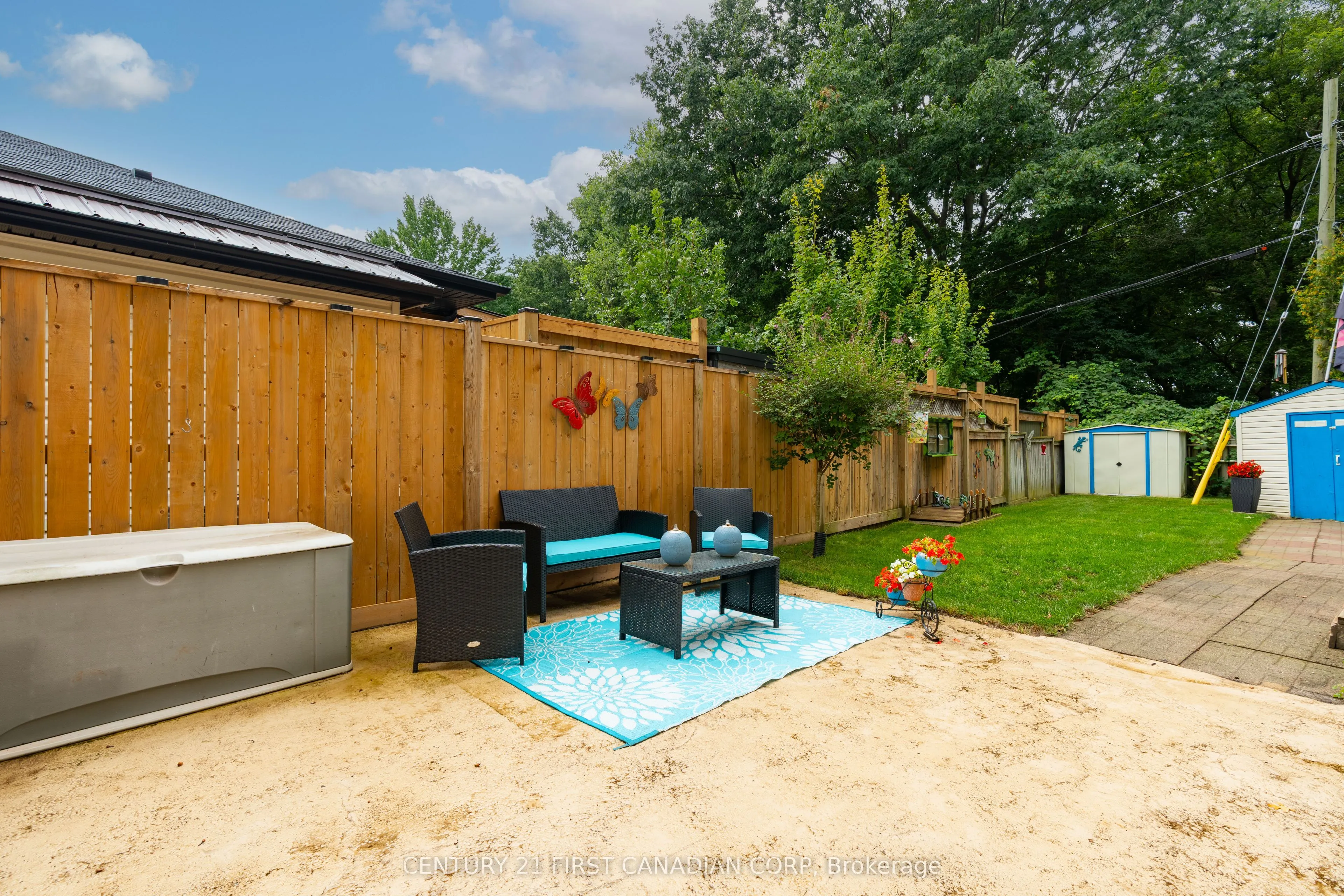 5 Strathcona Drive