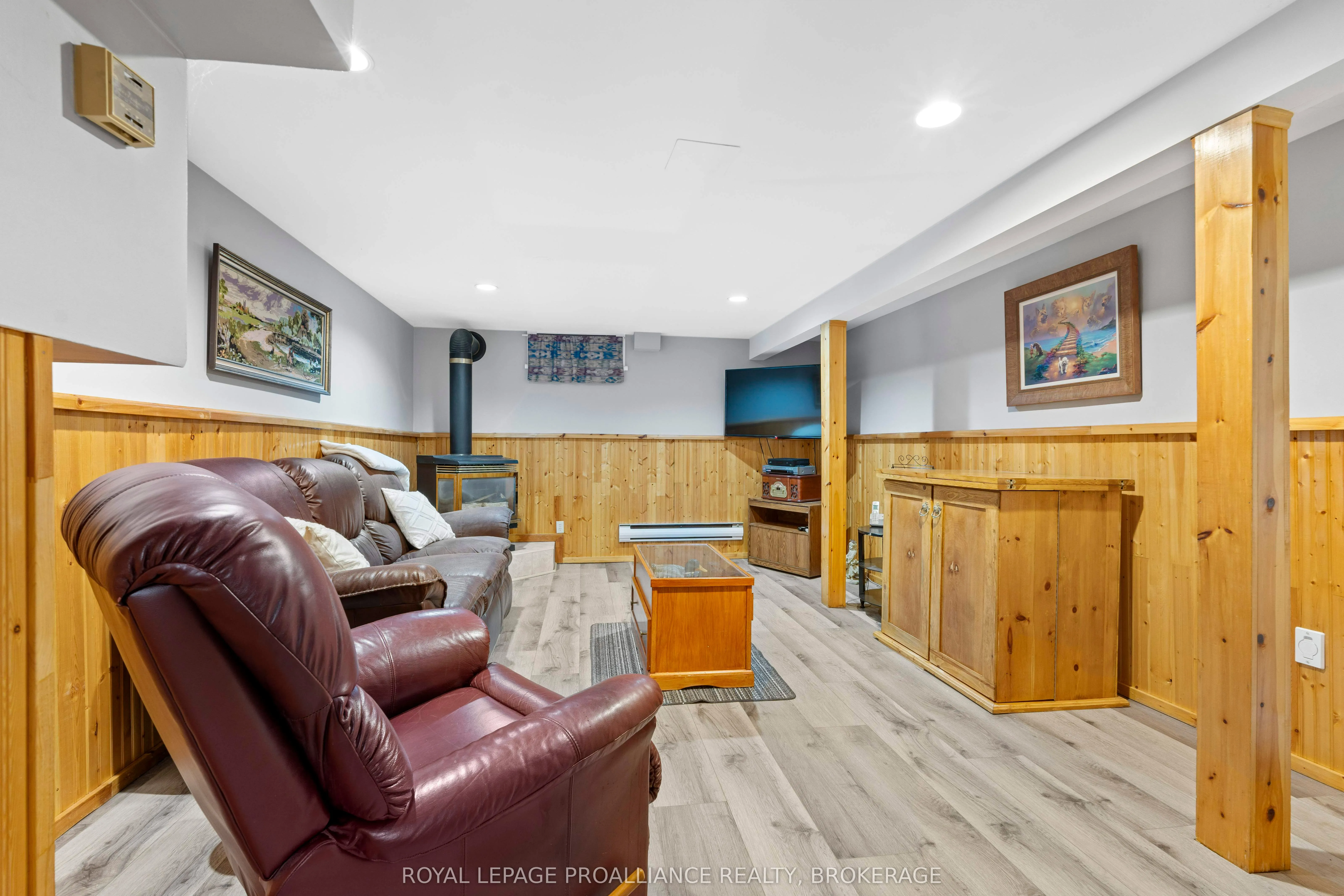 19 MacPherson Avenue, #29