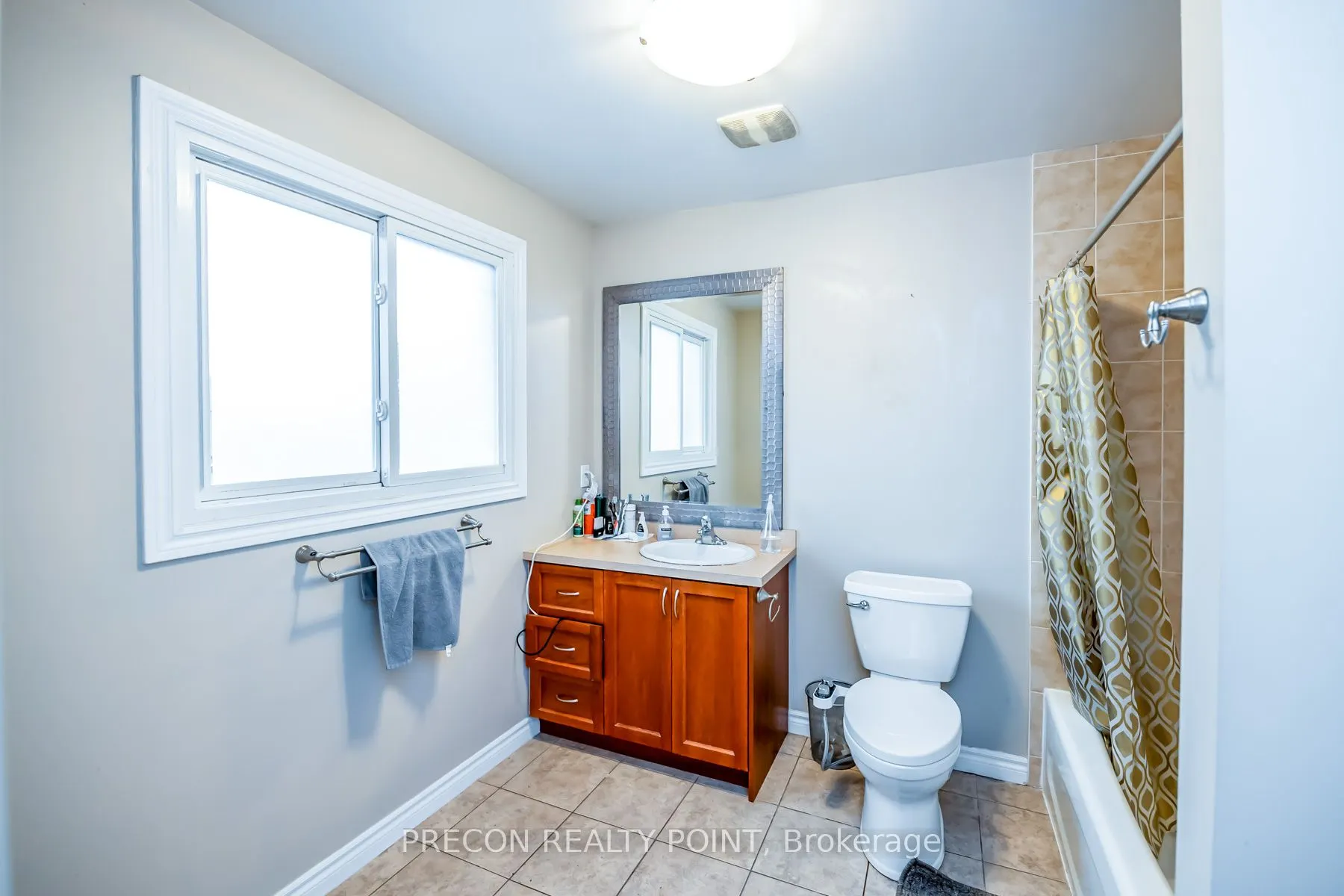 24 Midanbury Way