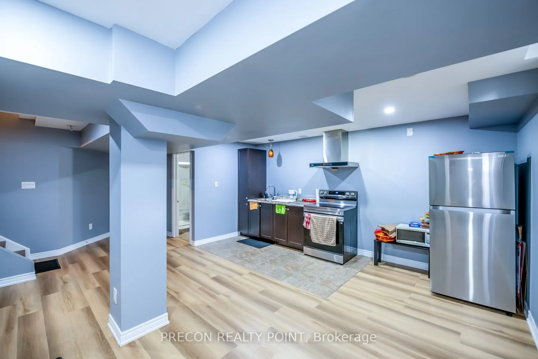 24 Midanbury Way