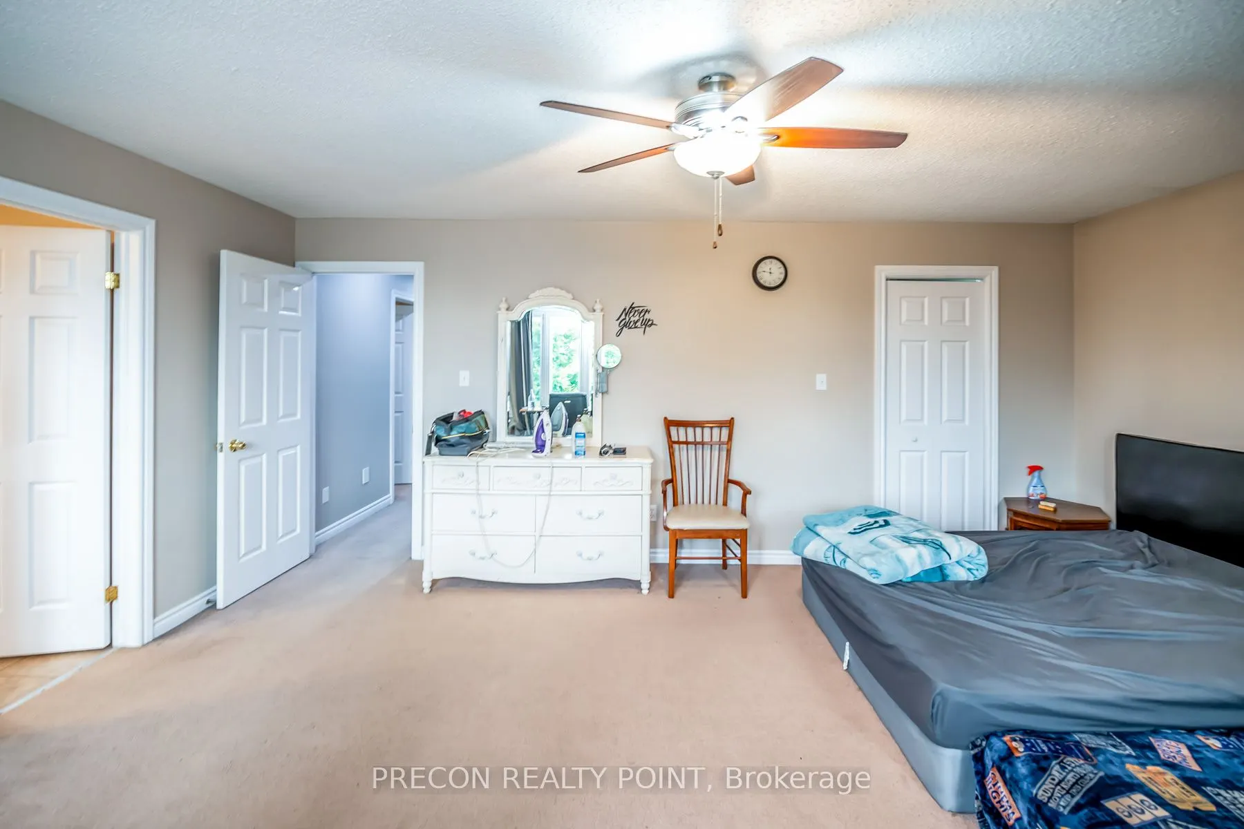 24 Midanbury Way