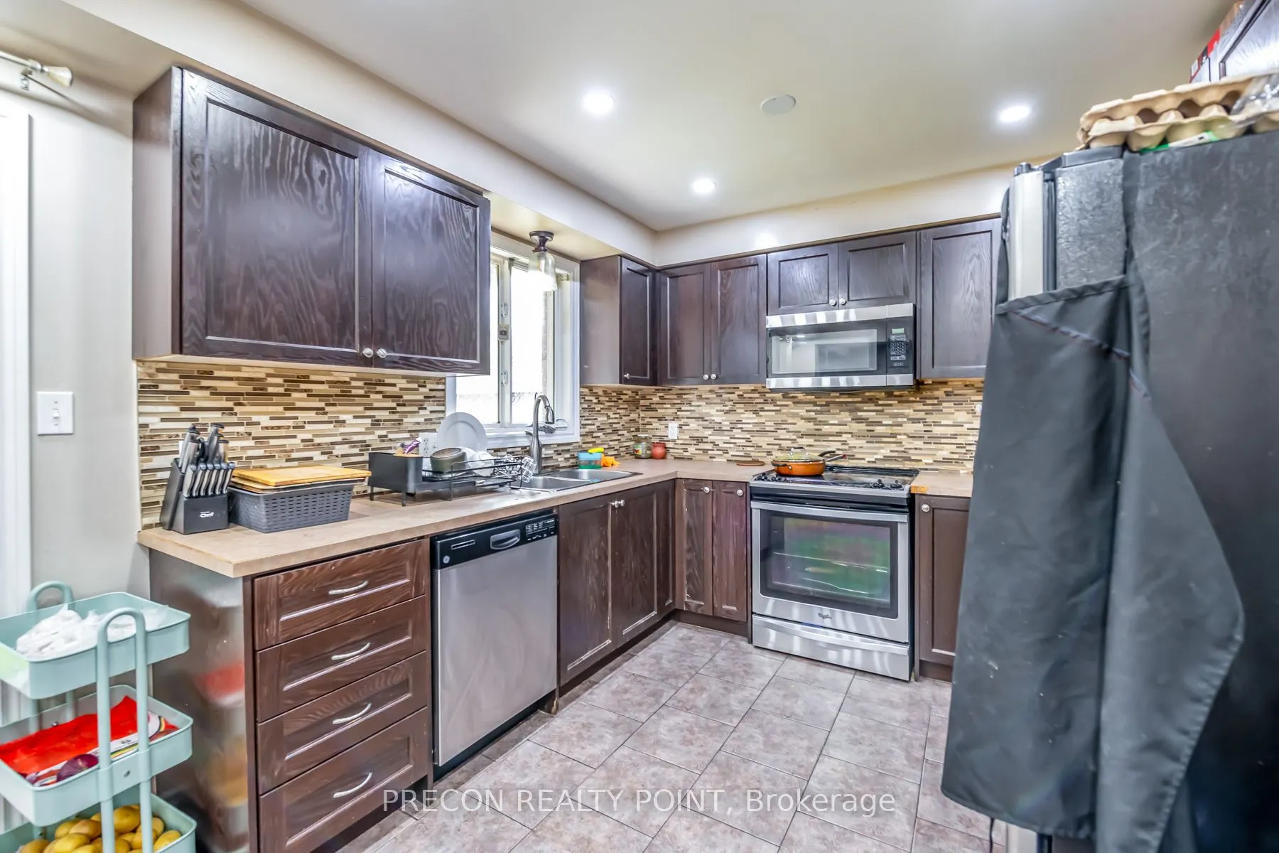 24 Midanbury Way