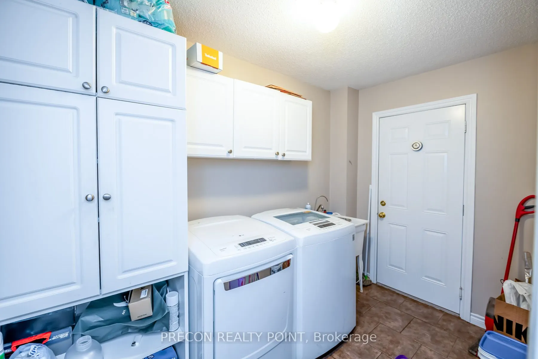 24 Midanbury Way