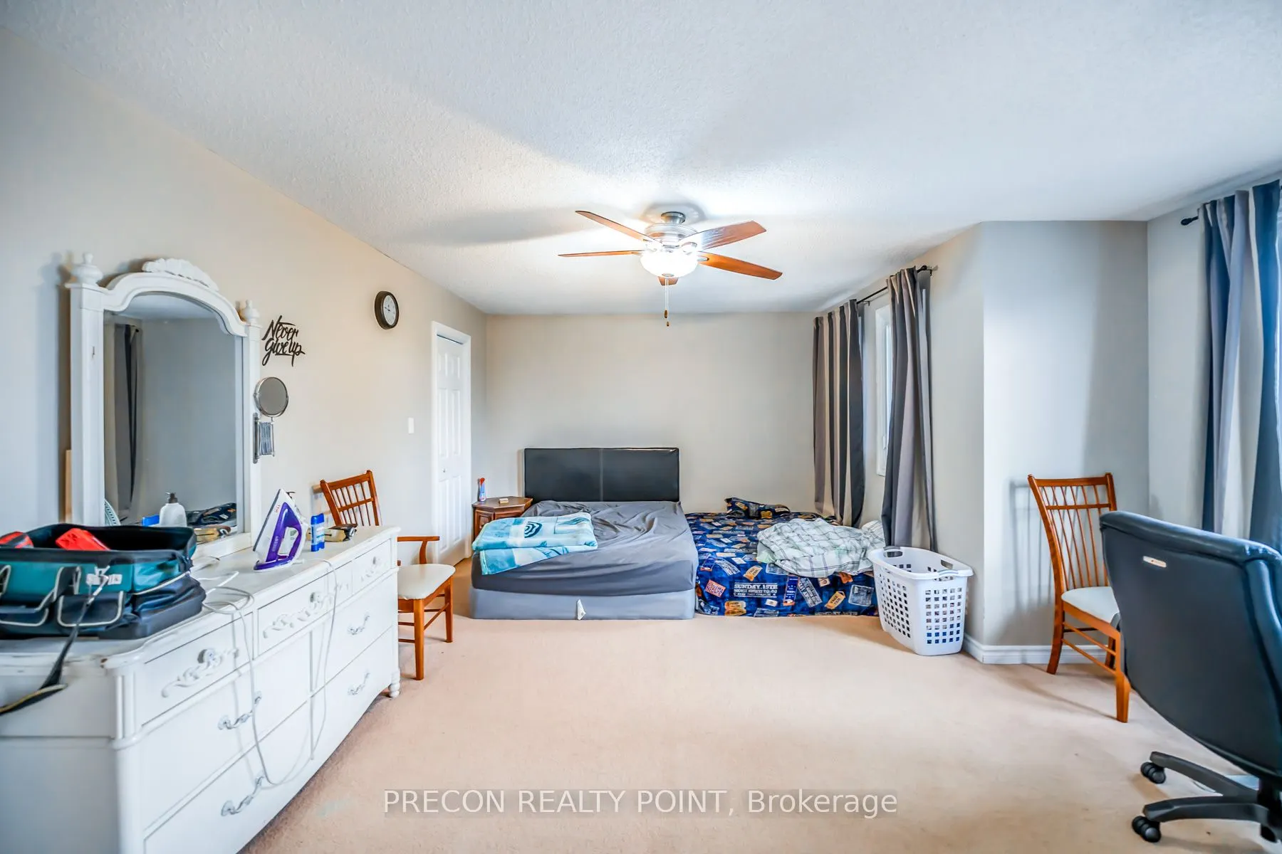24 Midanbury Way