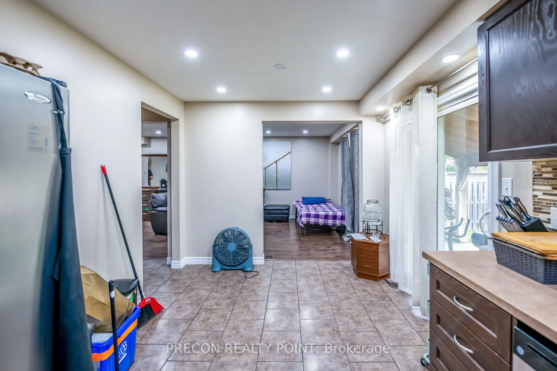 24 Midanbury Way