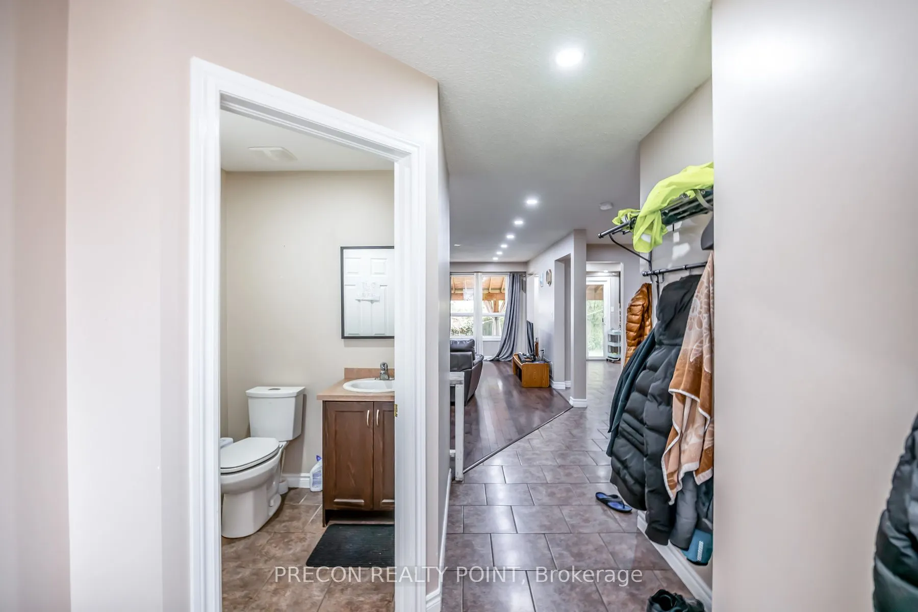24 Midanbury Way
