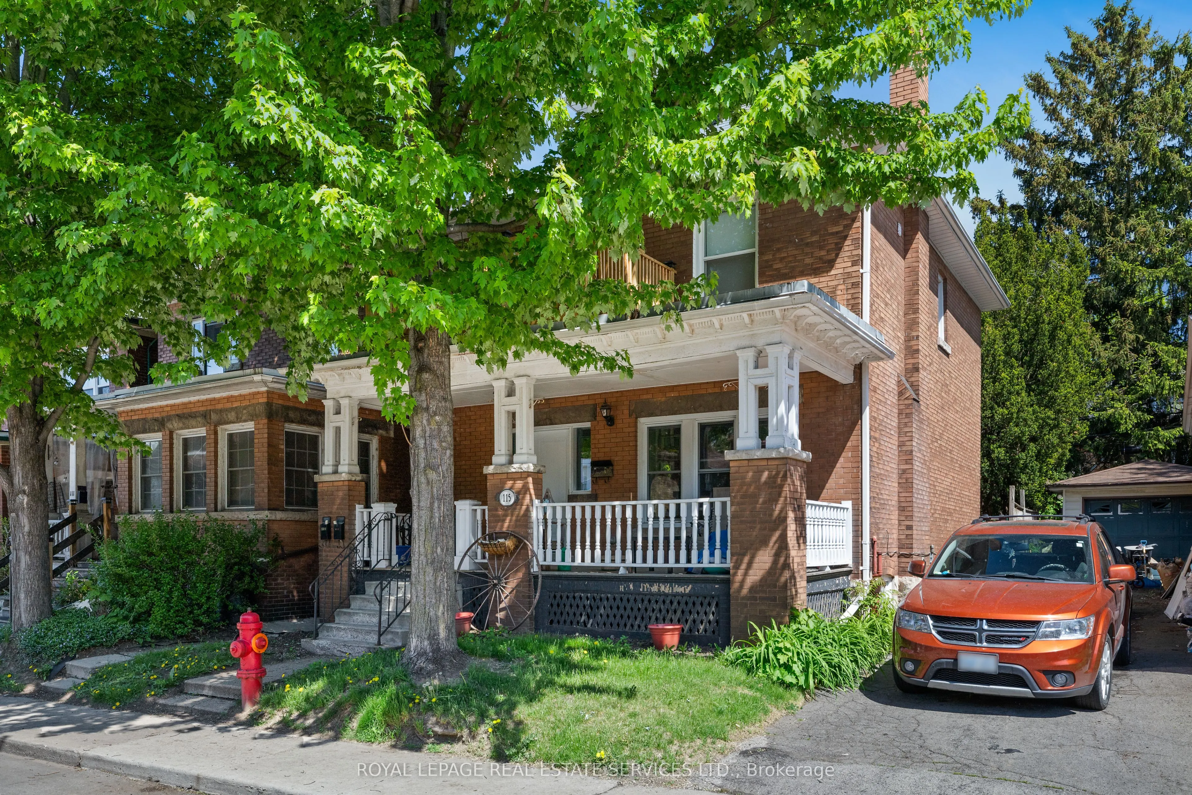 115 Spadina Avenue