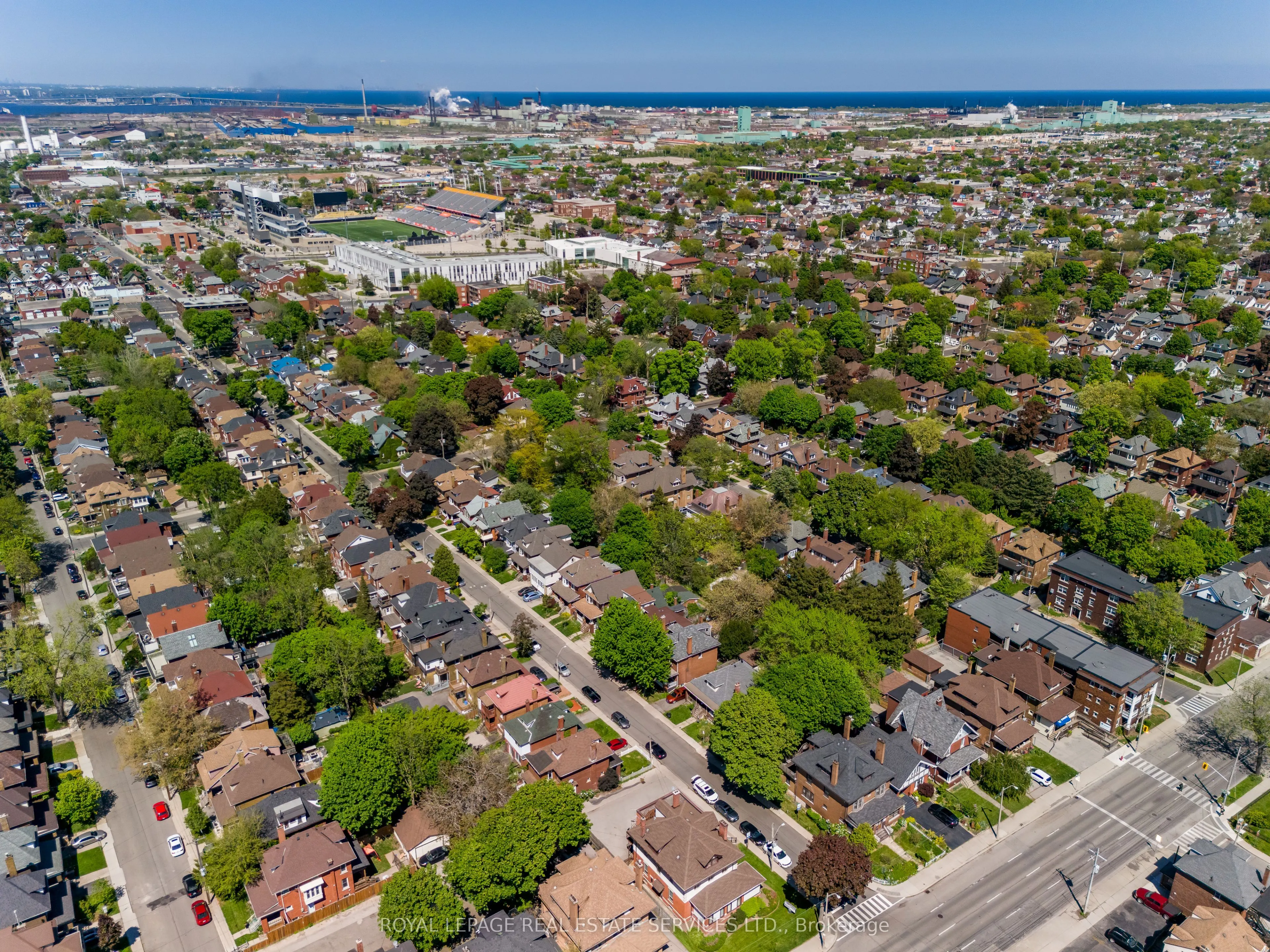 115 Spadina Avenue