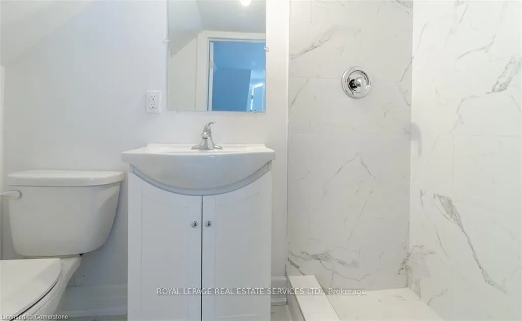 115 Spadina Avenue