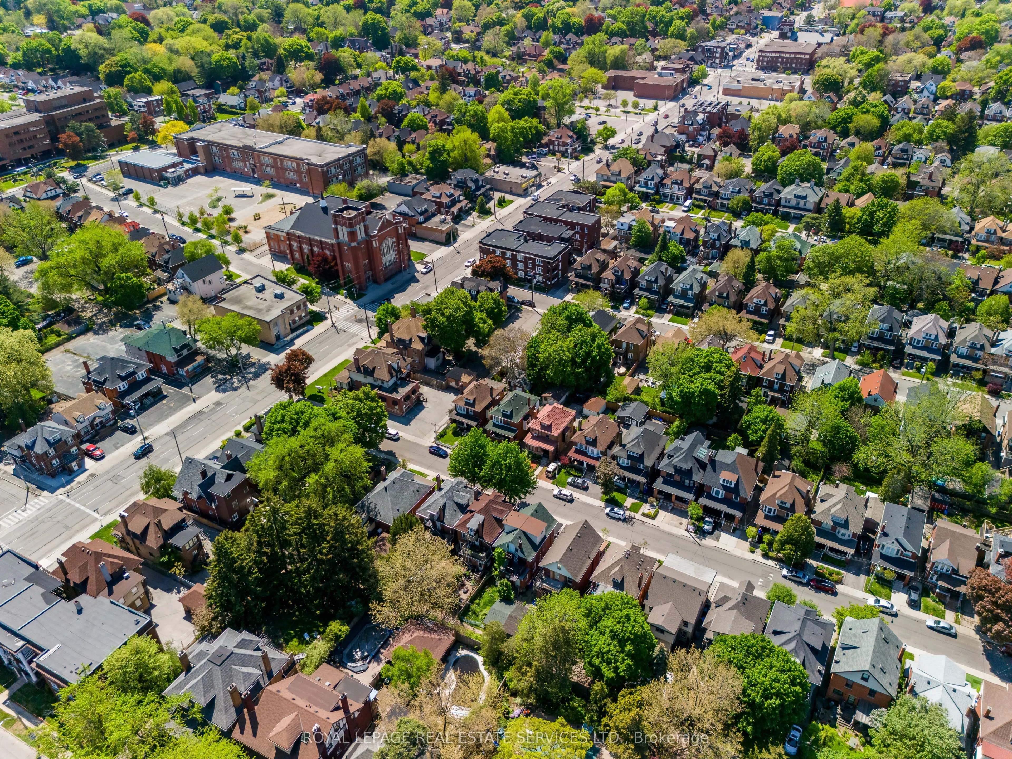 115 Spadina Avenue