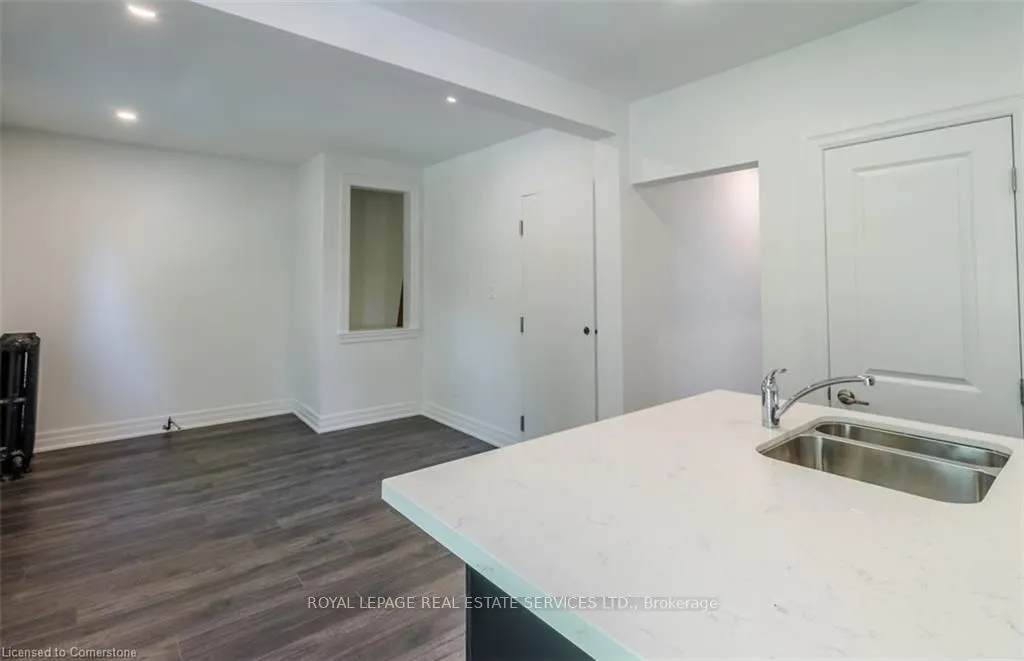 115 Spadina Avenue