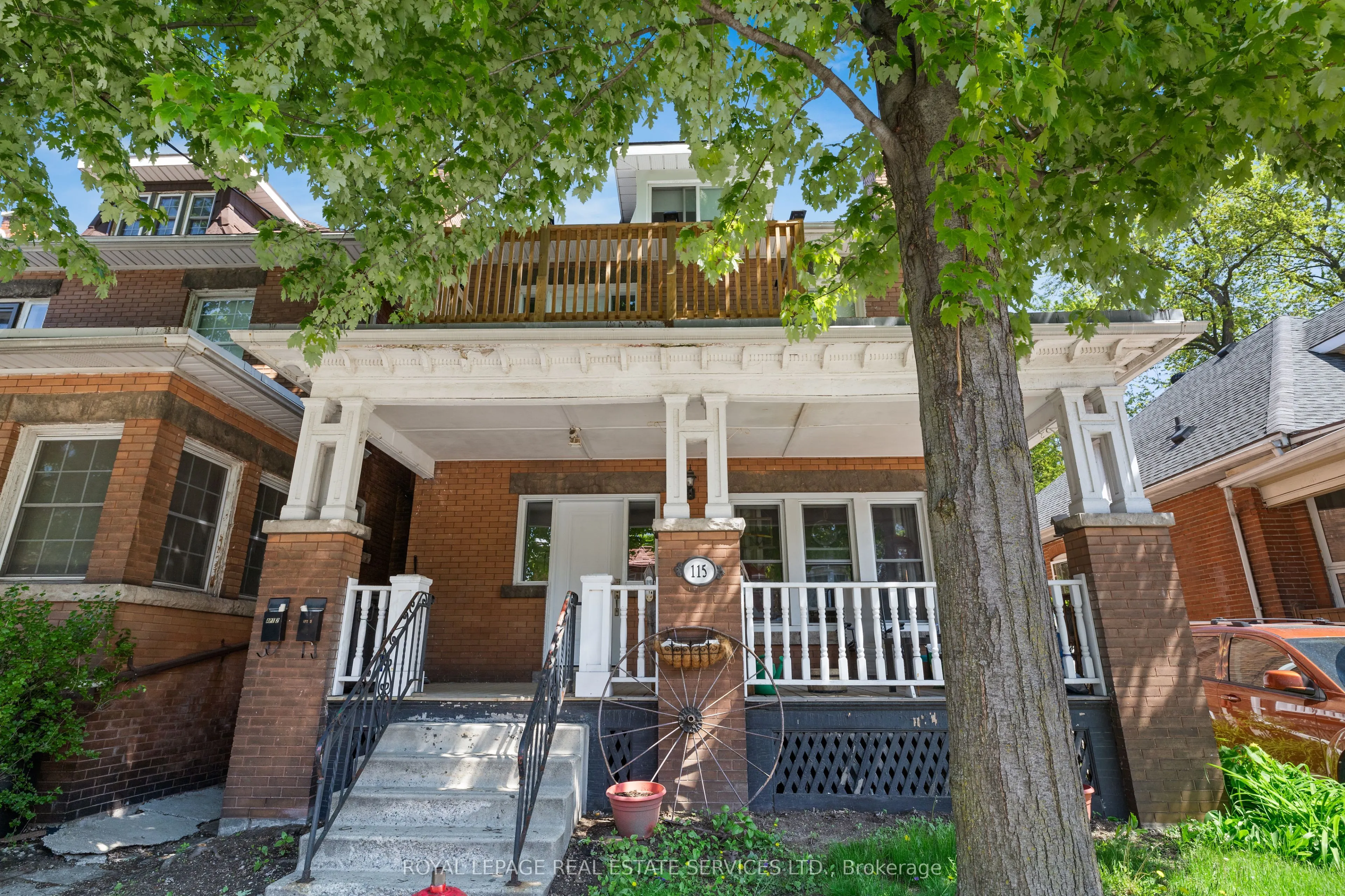 115 Spadina Avenue