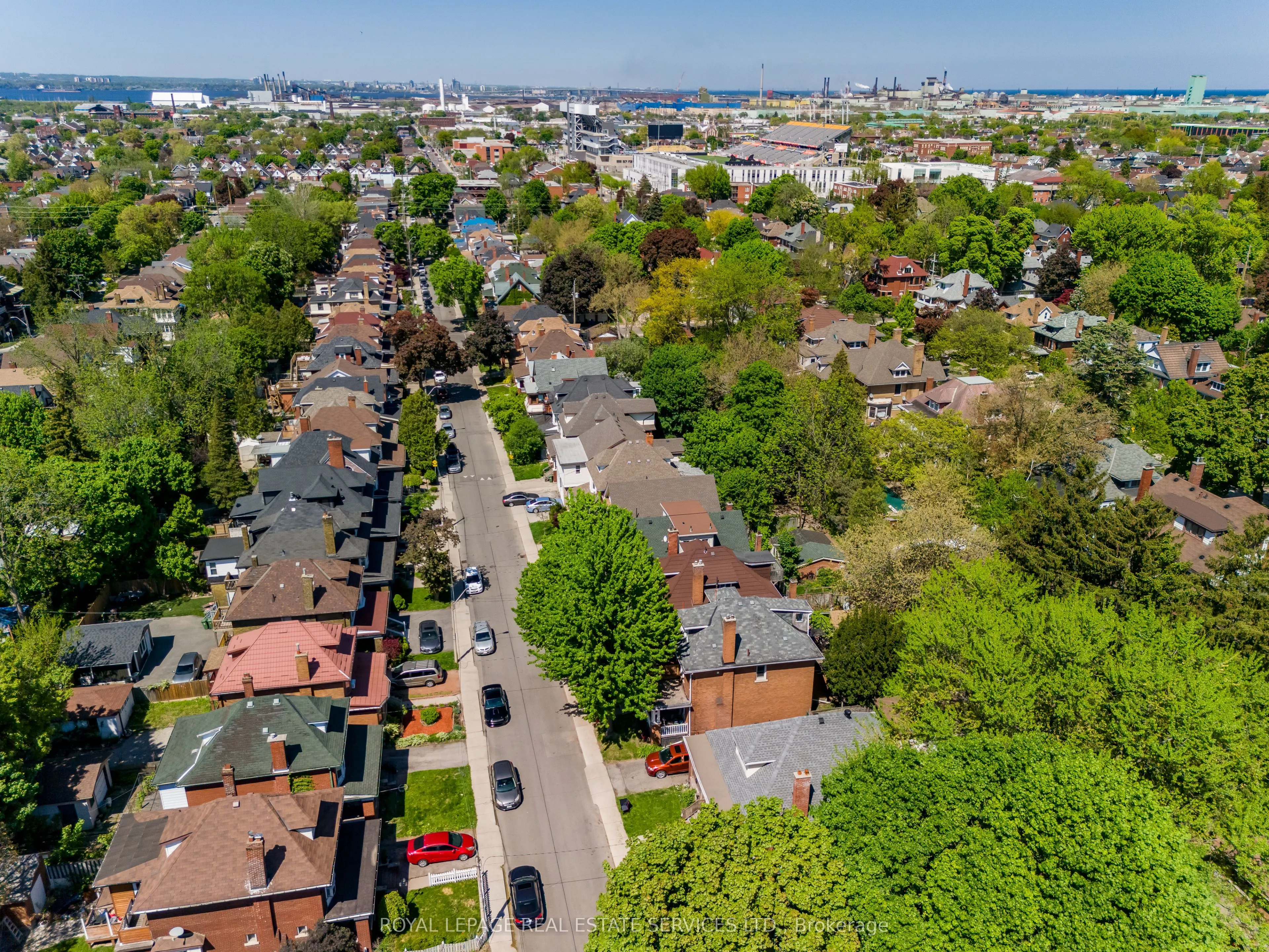 115 Spadina Avenue