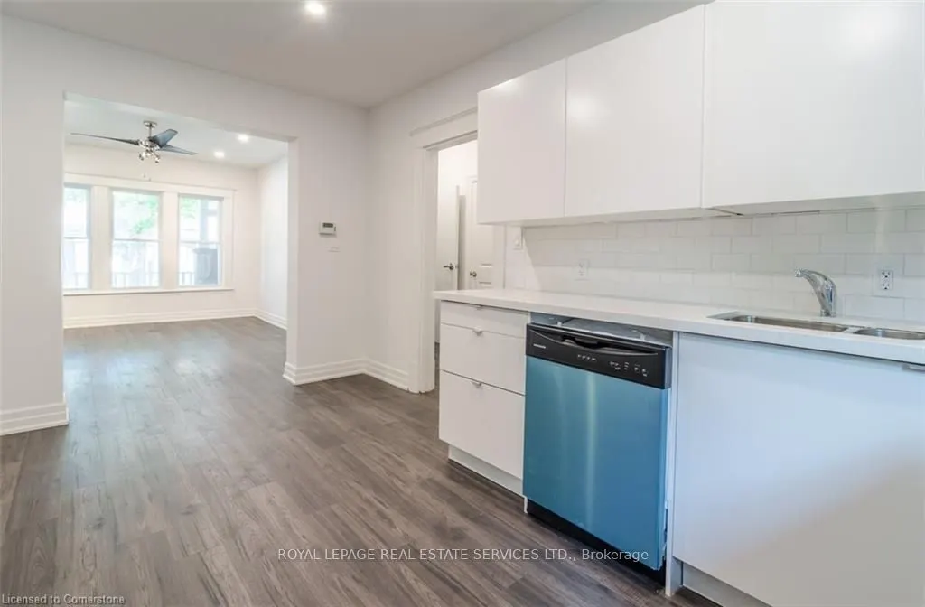 115 Spadina Avenue