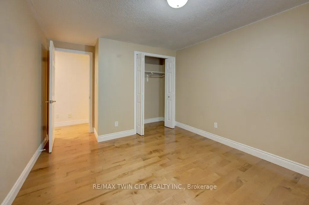 44 Northmanor Crescent