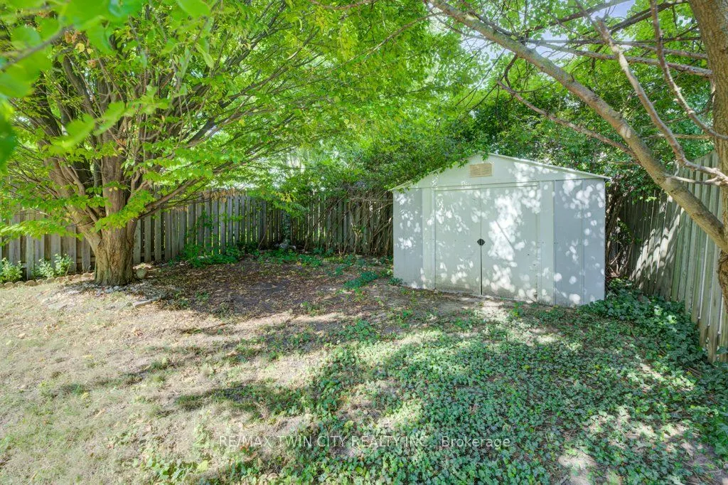 44 Northmanor Crescent